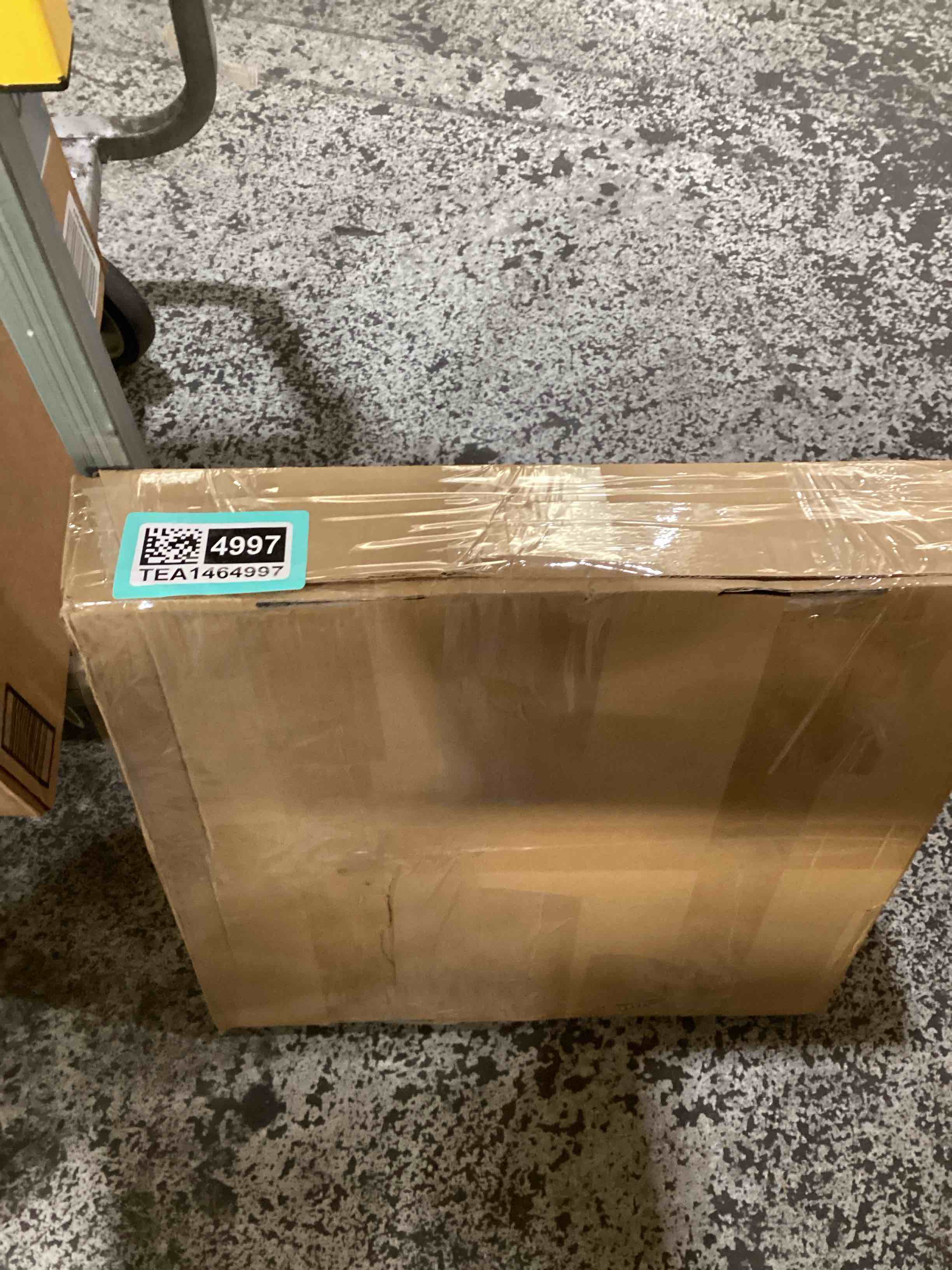 https://s3.amazonaws.com/lotting-images-prod/bidfta/TEA1464997_1745444516110.jpeg