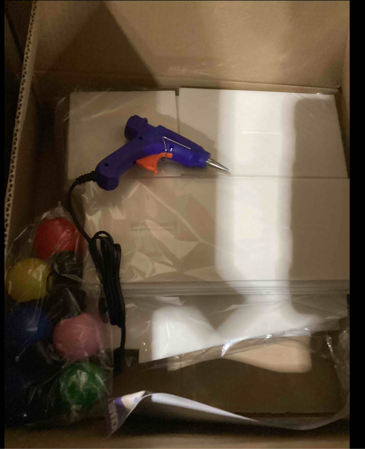 https://s3.amazonaws.com/lotting-images-prod/bidfta/TEA1465615_1745590934857.jpeg