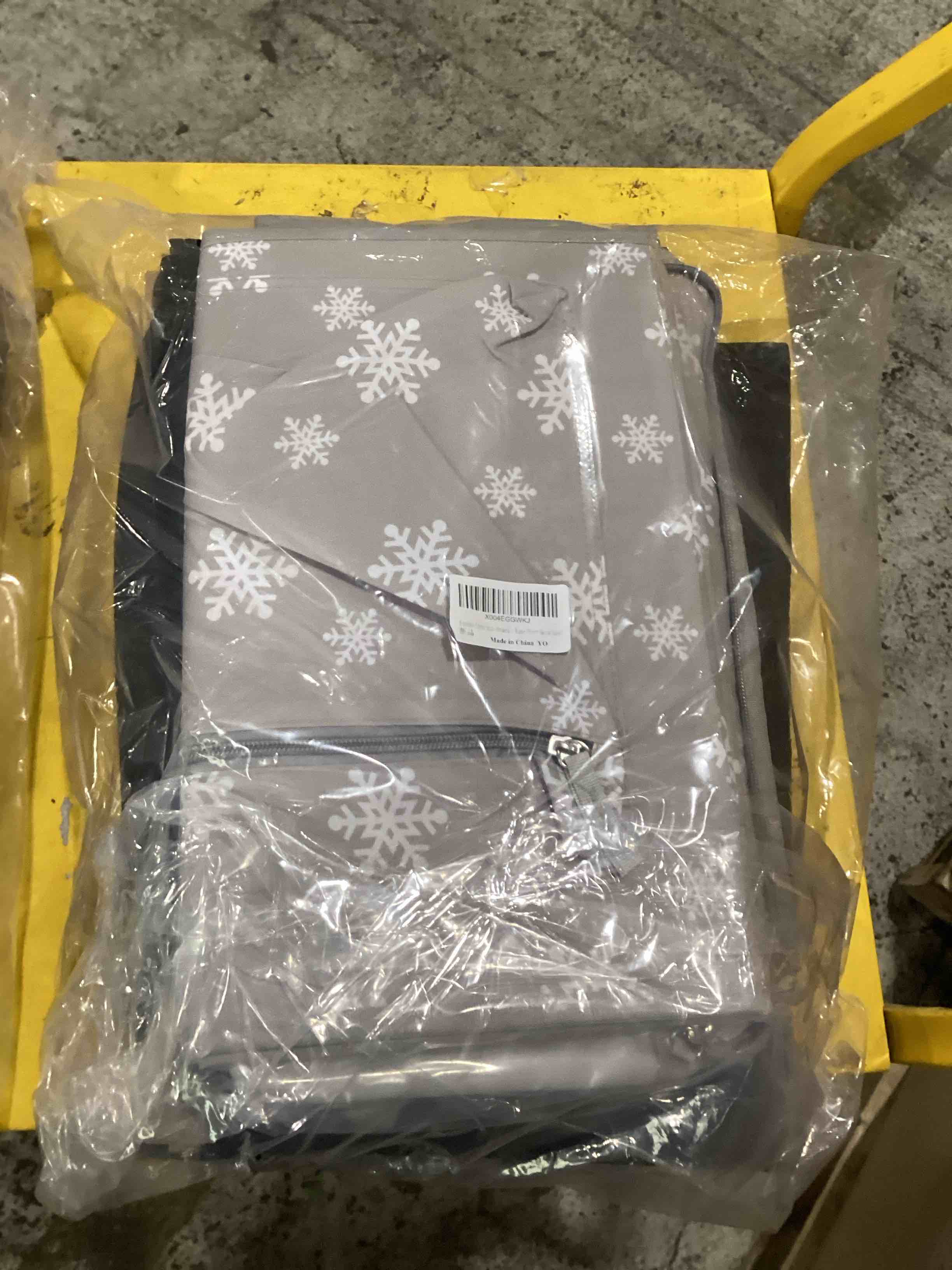 https://s3.amazonaws.com/lotting-images-prod/bidfta/TEA1466921_1746460541929.jpeg