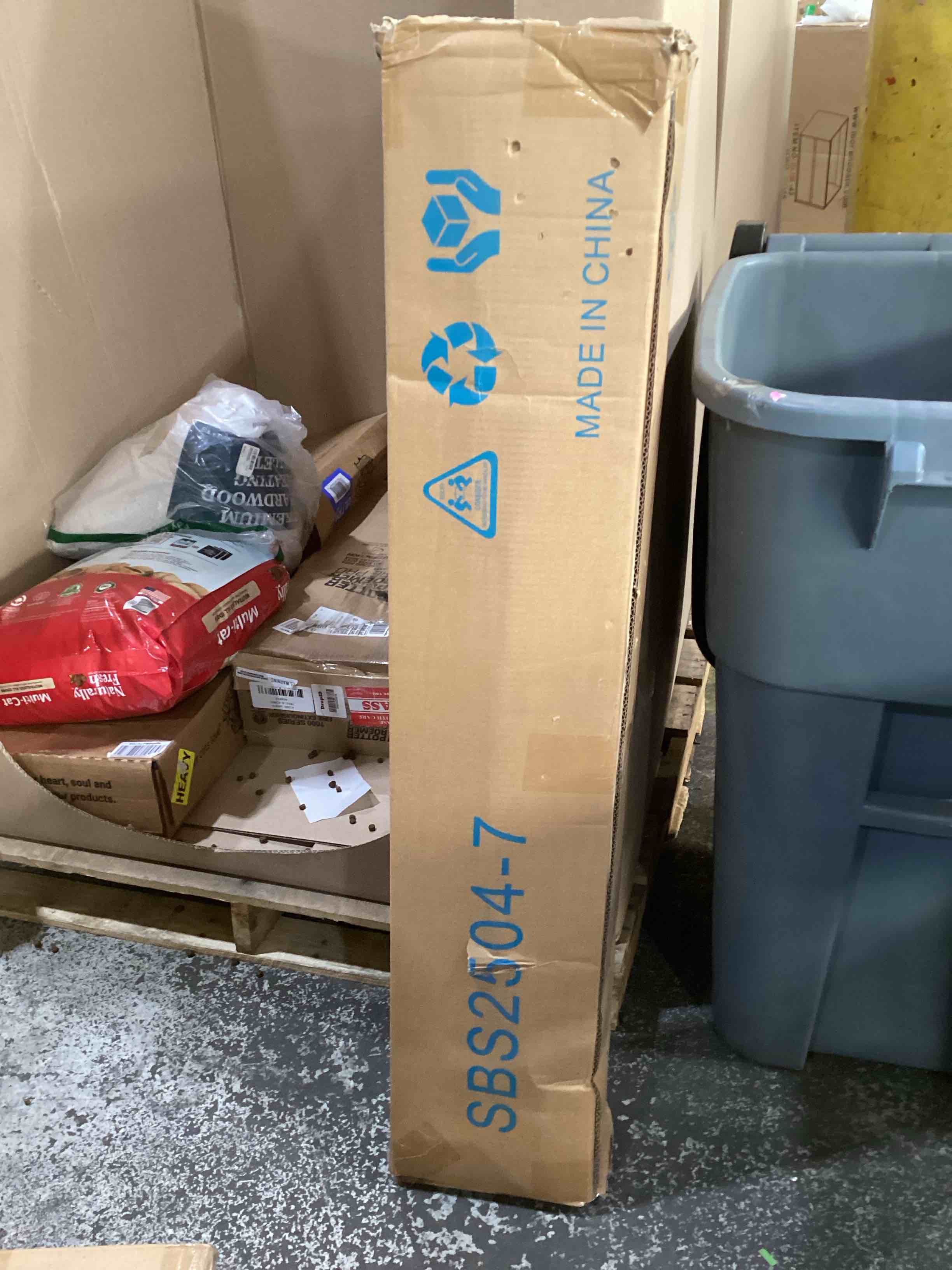 https://s3.amazonaws.com/lotting-images-prod/bidfta/TEA1467123_1746477195653.jpeg