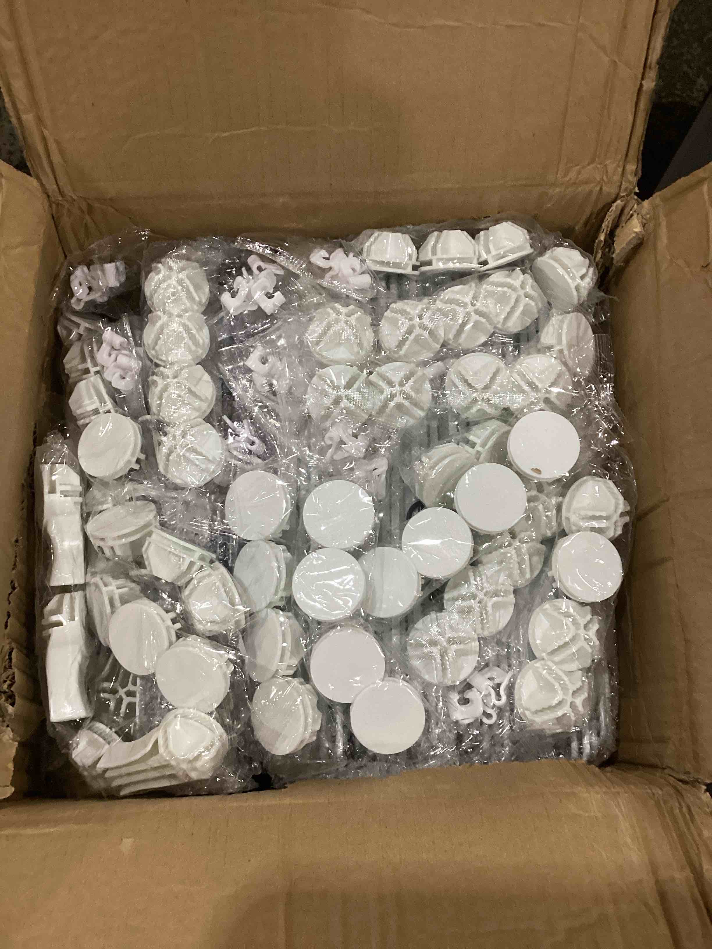 https://s3.amazonaws.com/lotting-images-prod/bidfta/TEA1467294_1746549485871.jpeg