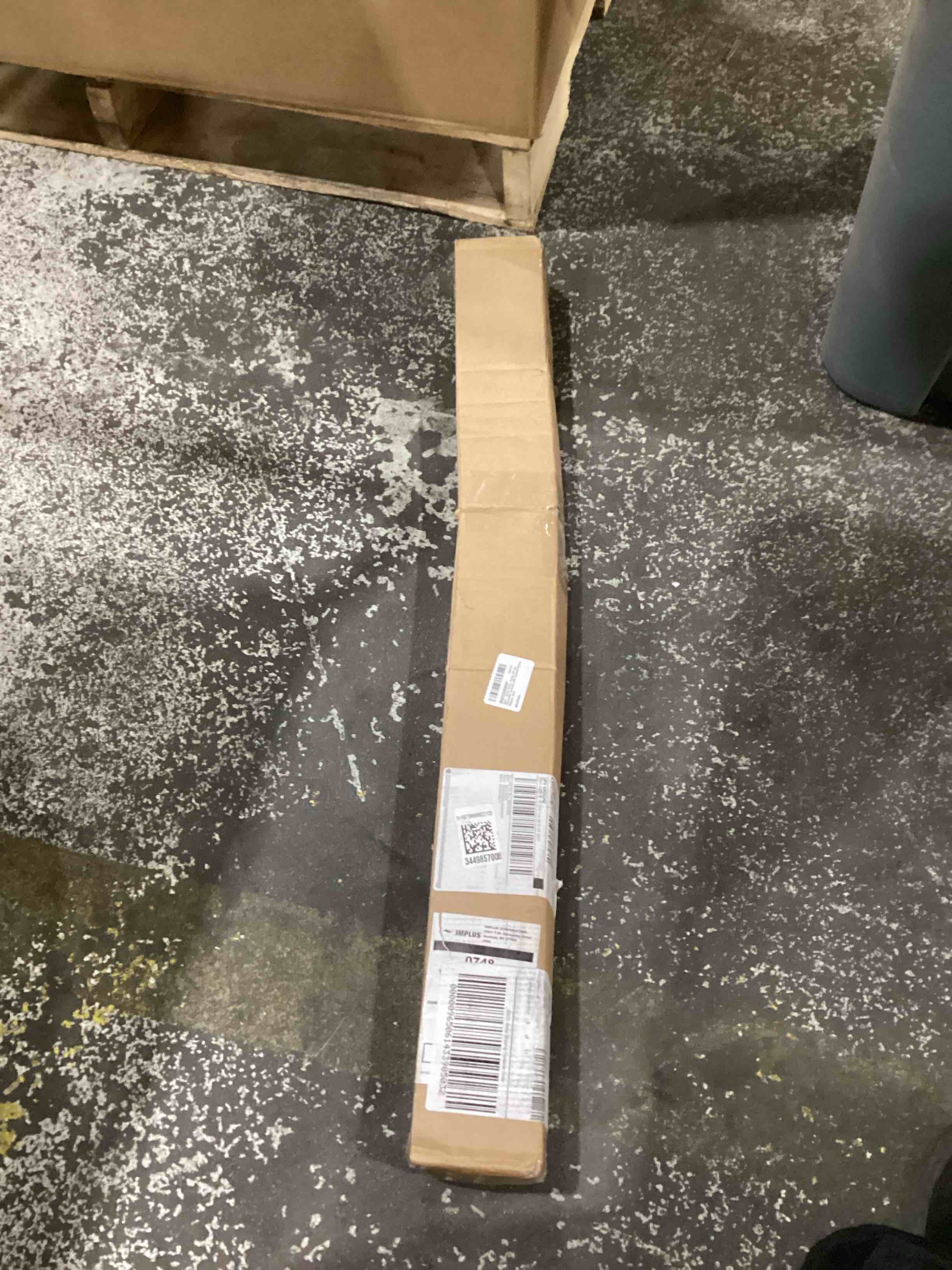 https://s3.amazonaws.com/lotting-images-prod/bidfta/TEA1467362_1746635532446.jpeg