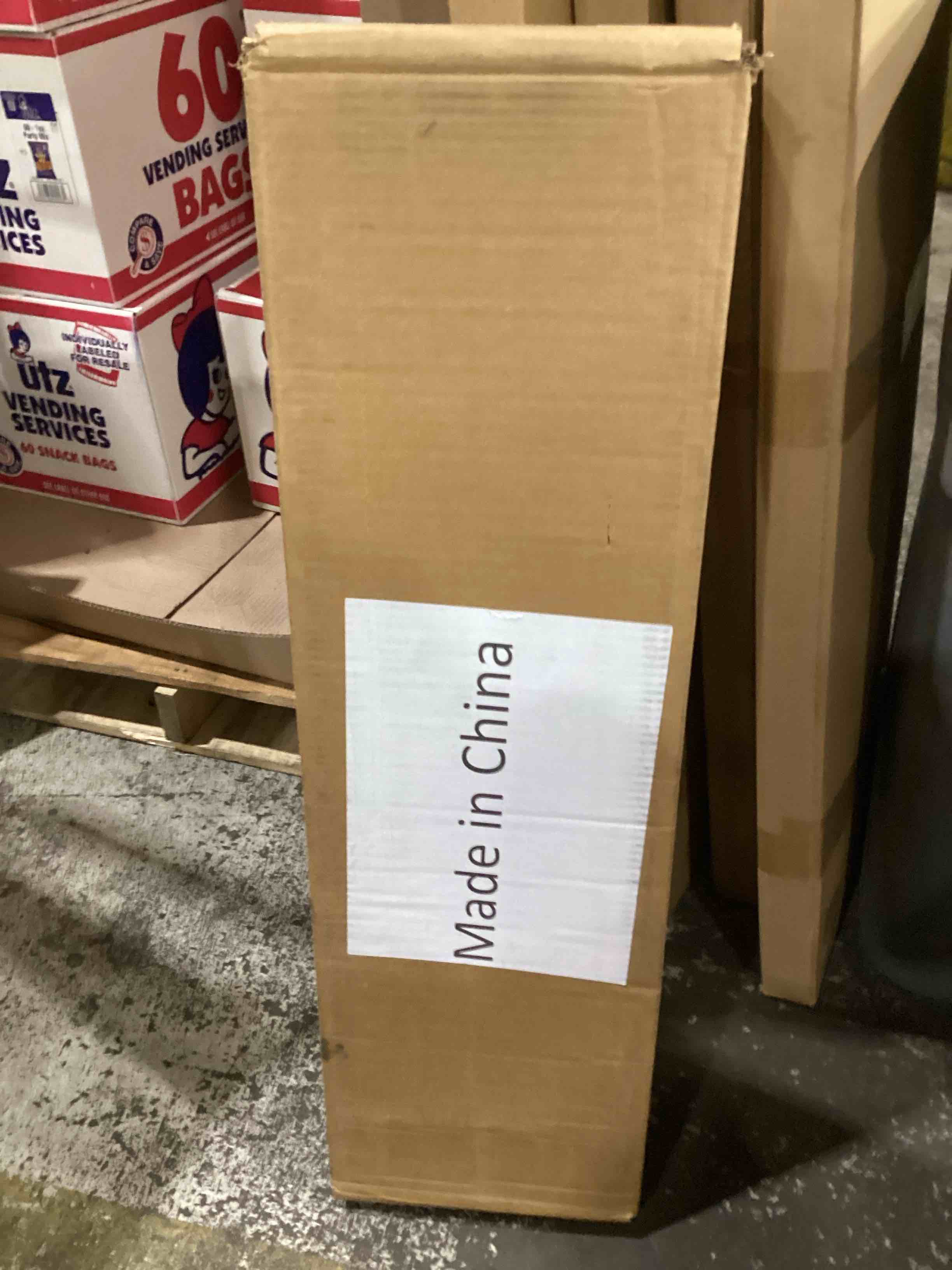https://s3.amazonaws.com/lotting-images-prod/bidfta/TEA1467626_1746717166467.jpeg
