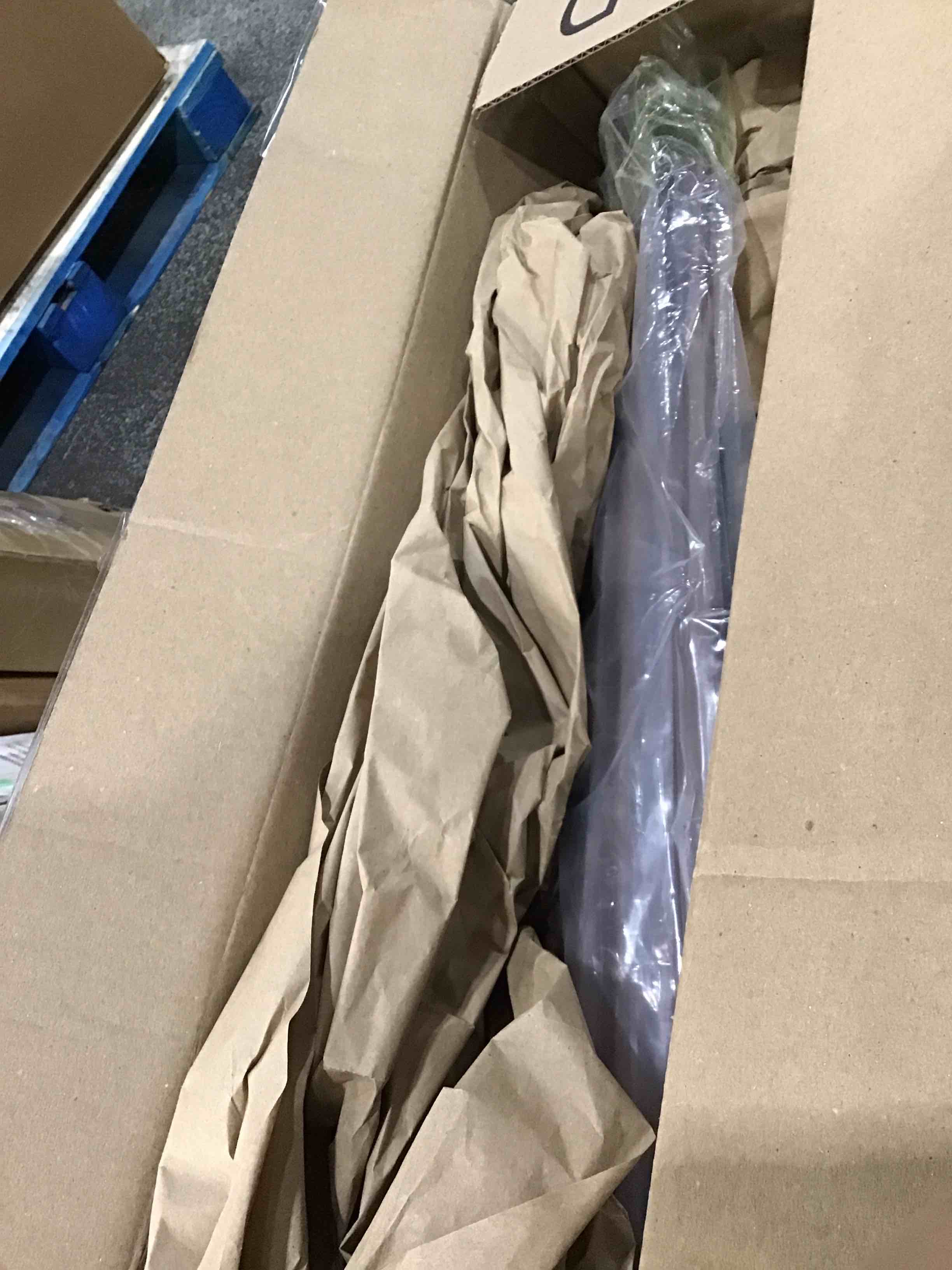https://s3.amazonaws.com/lotting-images-prod/bidfta/TEA1468534_1743621563123.jpeg