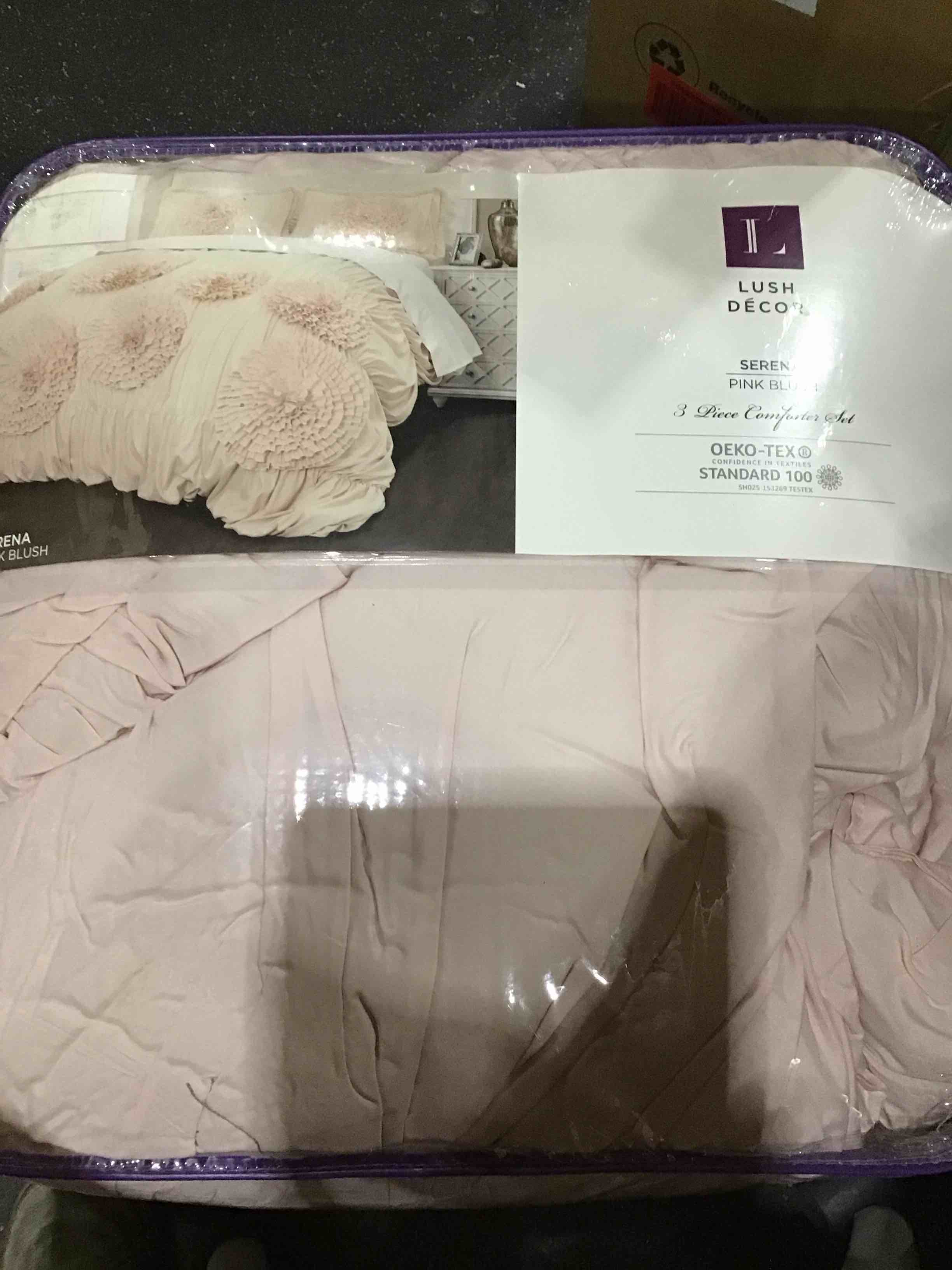 https://s3.amazonaws.com/lotting-images-prod/bidfta/TEA1468618_1743700101474.jpeg