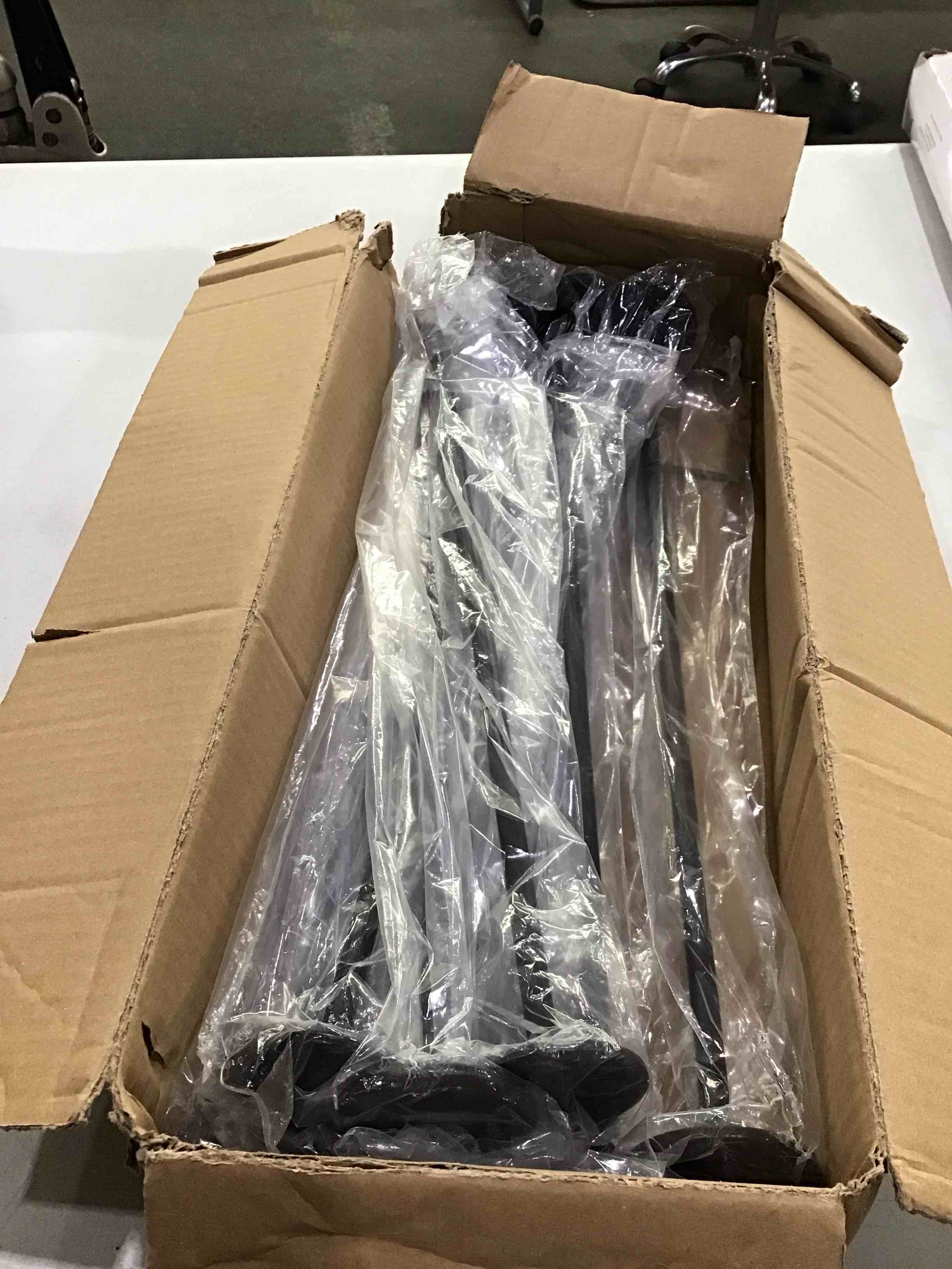 https://s3.amazonaws.com/lotting-images-prod/bidfta/TEA1470082_1745509482934.jpeg