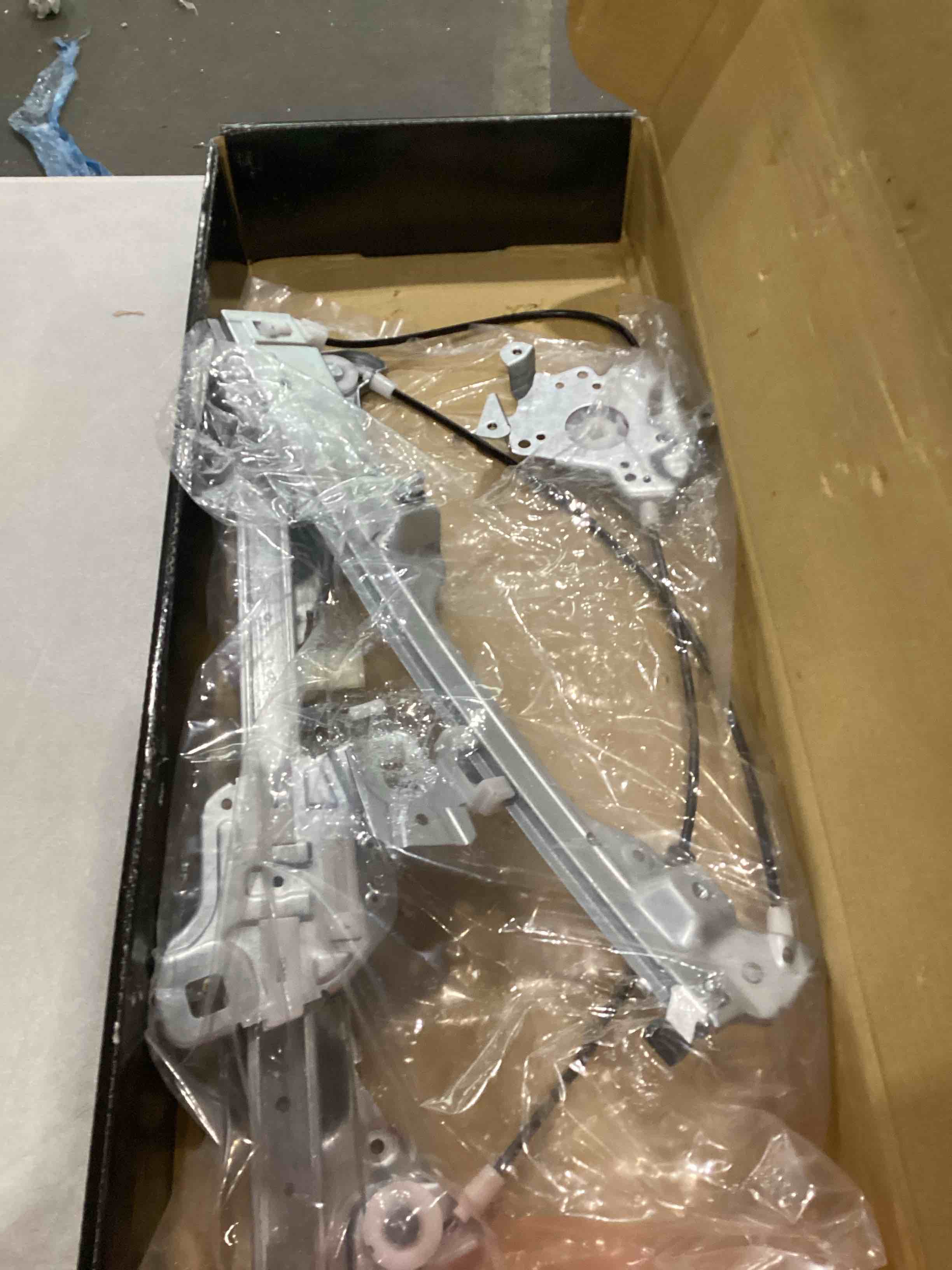 https://s3.amazonaws.com/lotting-images-prod/bidfta/TEA1471079_1754401890976.jpeg