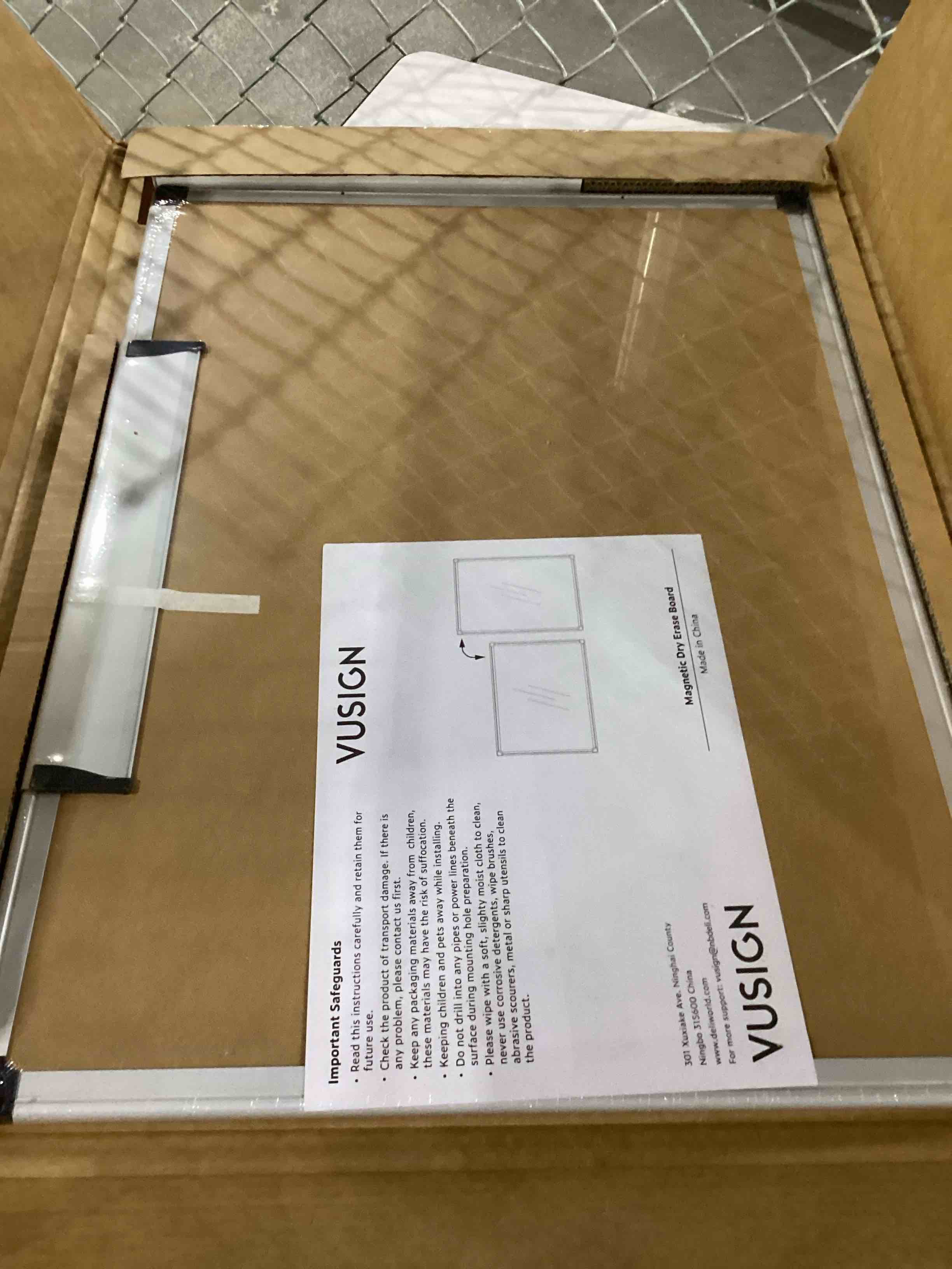 https://s3.amazonaws.com/lotting-images-prod/bidfta/TEA1472004_1760022870397.jpeg