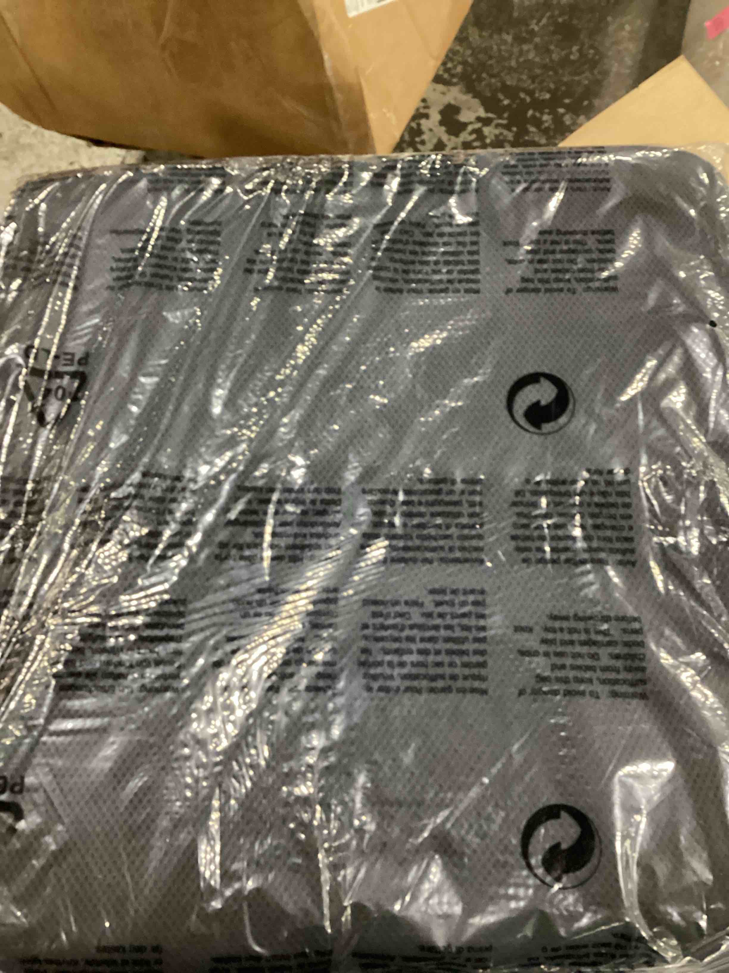 https://s3.amazonaws.com/lotting-images-prod/bidfta/TEA1475678_1750855507950.jpeg