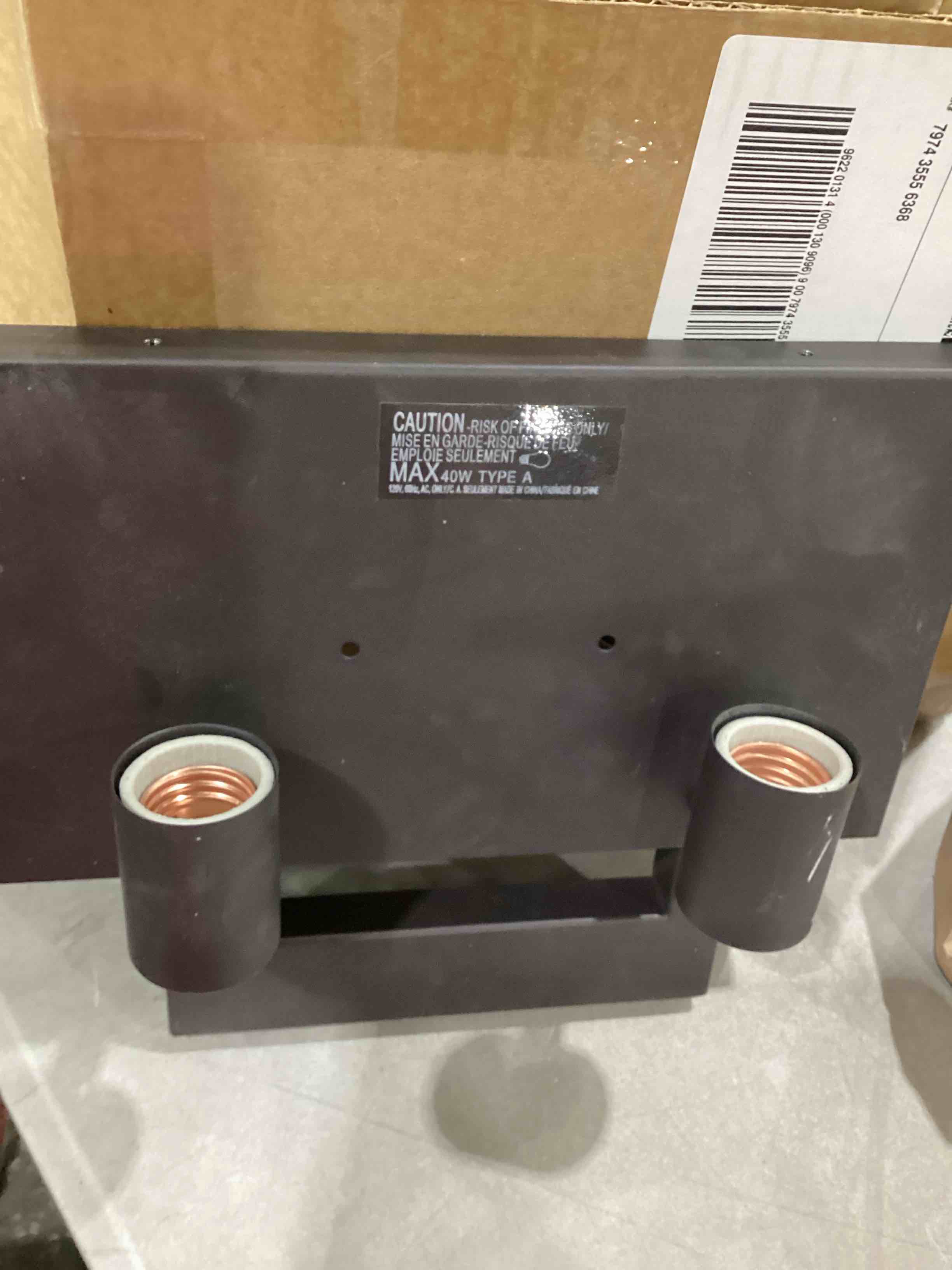 https://s3.amazonaws.com/lotting-images-prod/bidfta/TEA1476407_1751913607570.jpeg