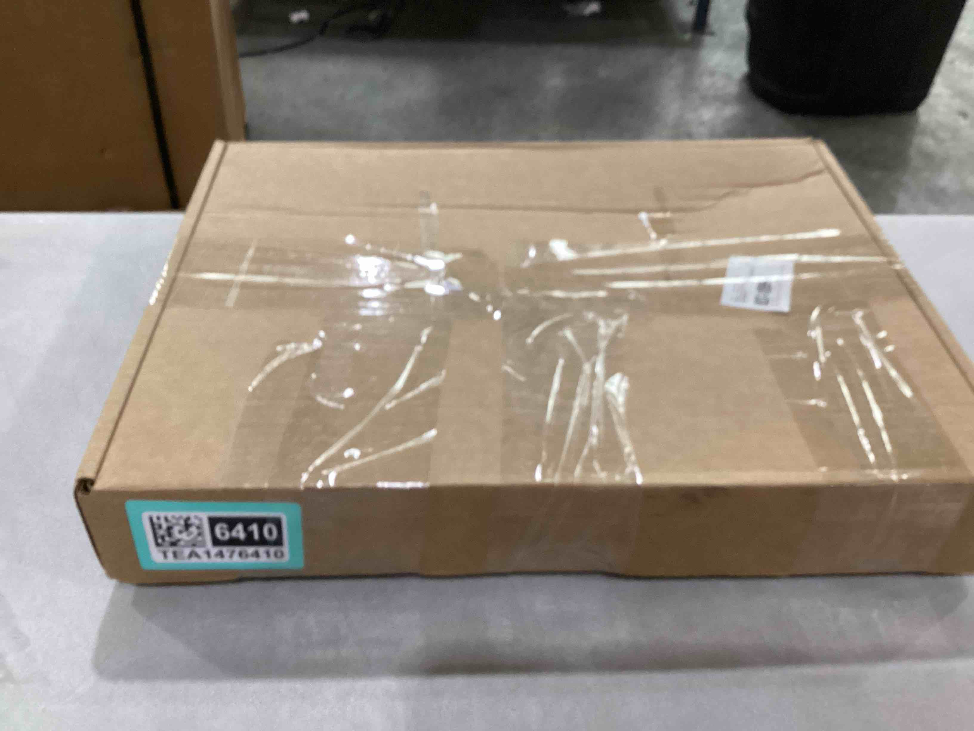 https://s3.amazonaws.com/lotting-images-prod/bidfta/TEA1476410_1751915112913.jpeg