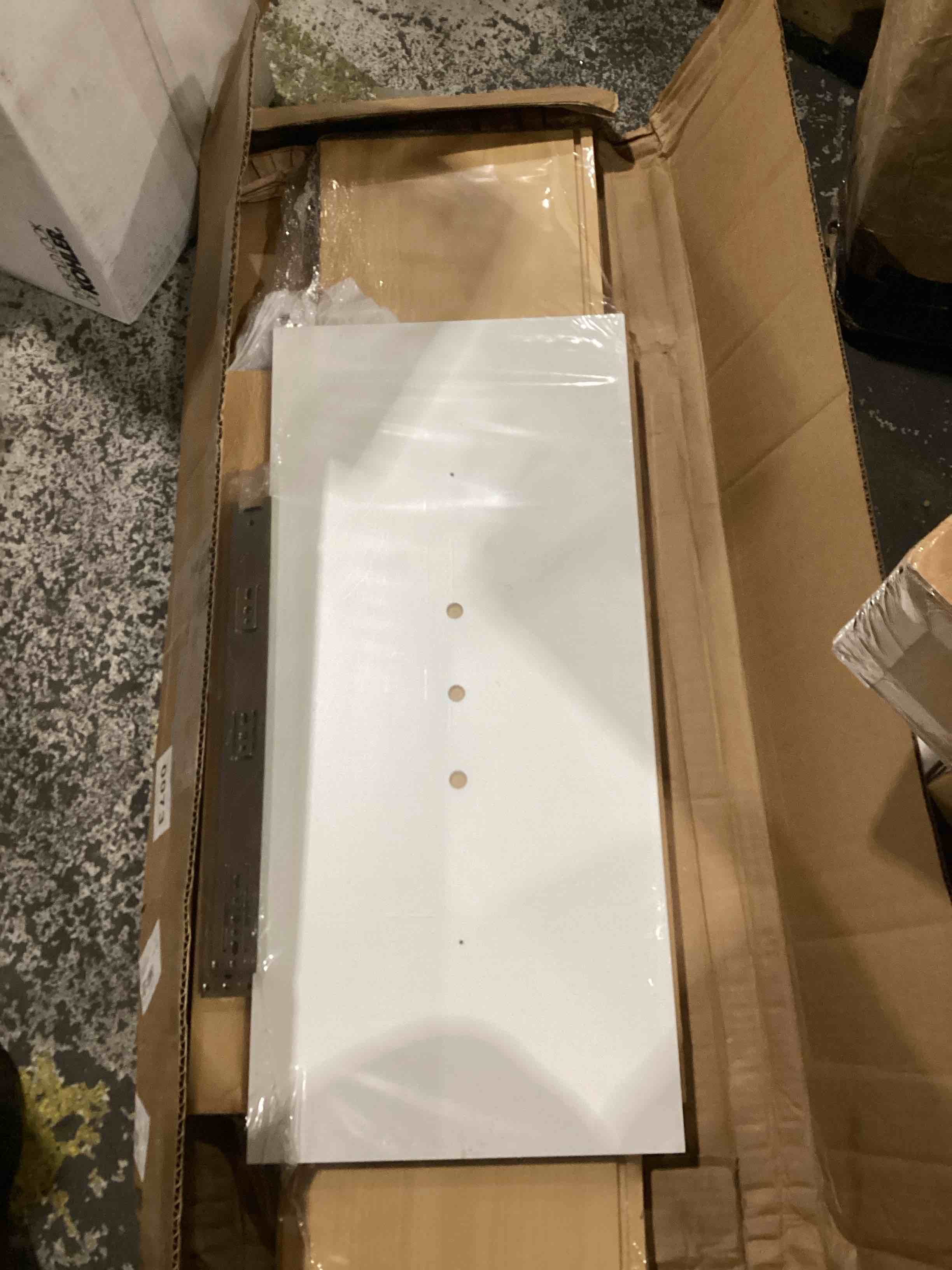 https://s3.amazonaws.com/lotting-images-prod/bidfta/TEA1476437_1751987653812.jpeg