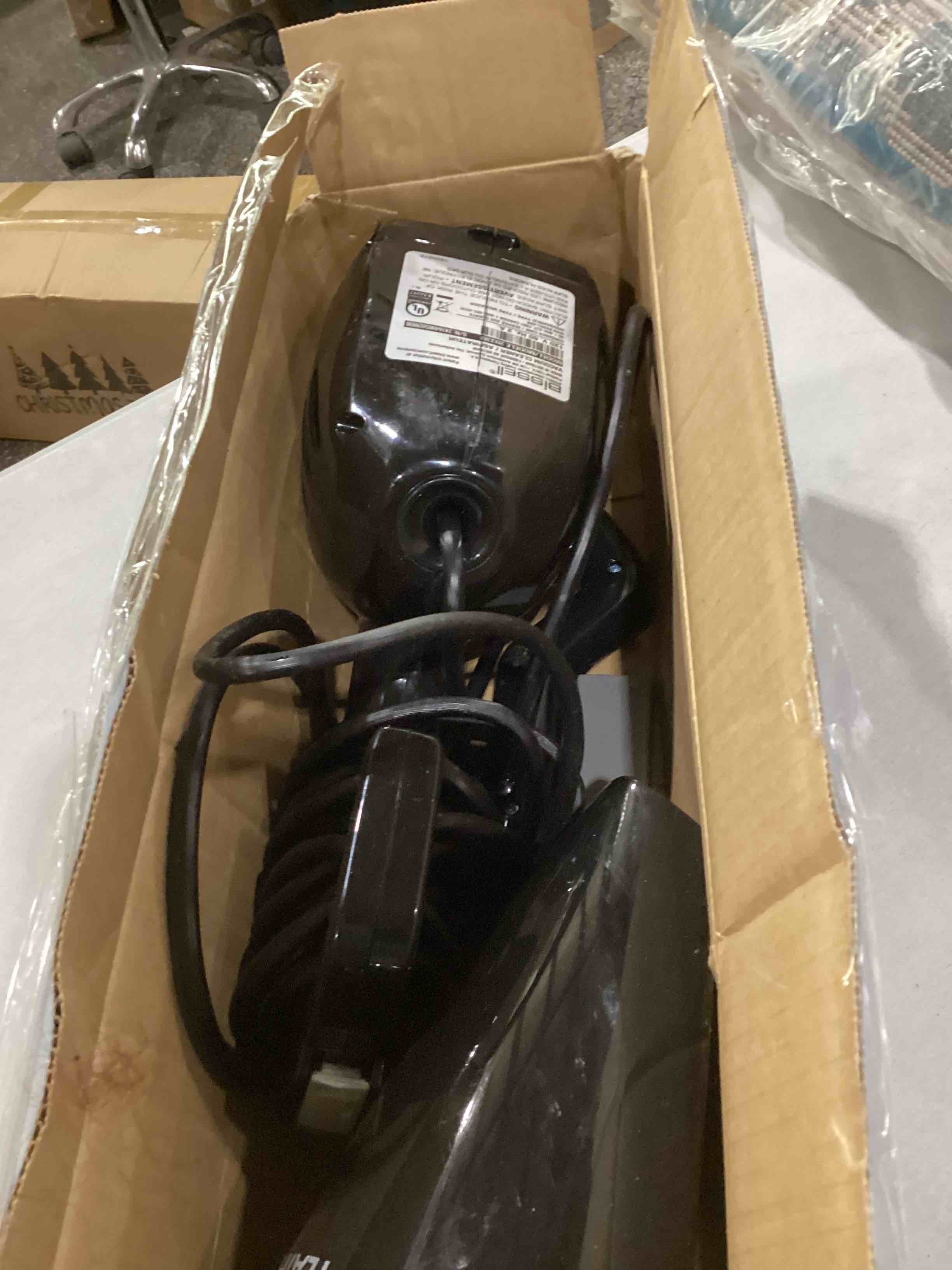 https://s3.amazonaws.com/lotting-images-prod/bidfta/TEA1477184_1747243038903.jpeg