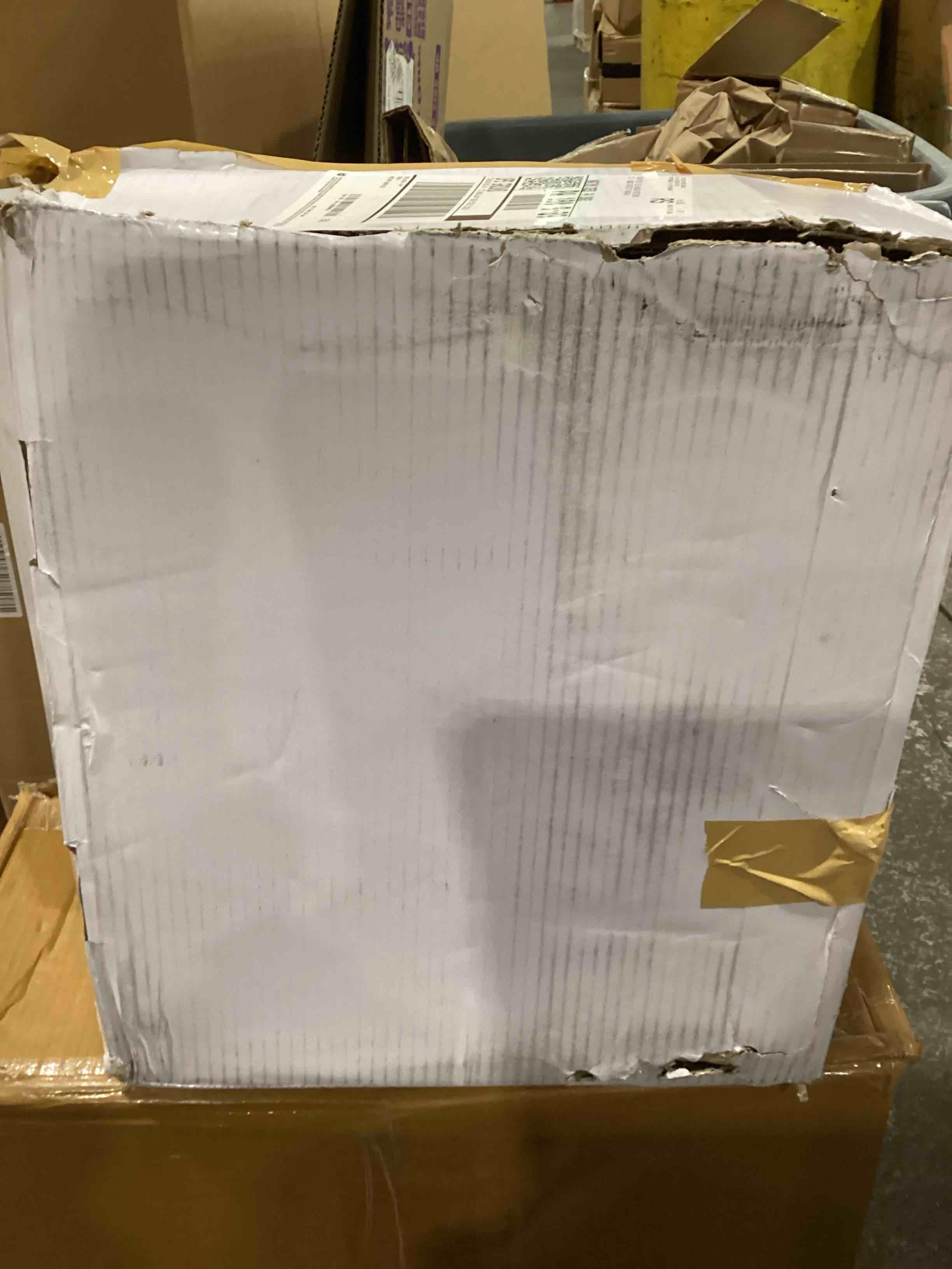 https://s3.amazonaws.com/lotting-images-prod/bidfta/TEA1478161_1747838688260.jpeg