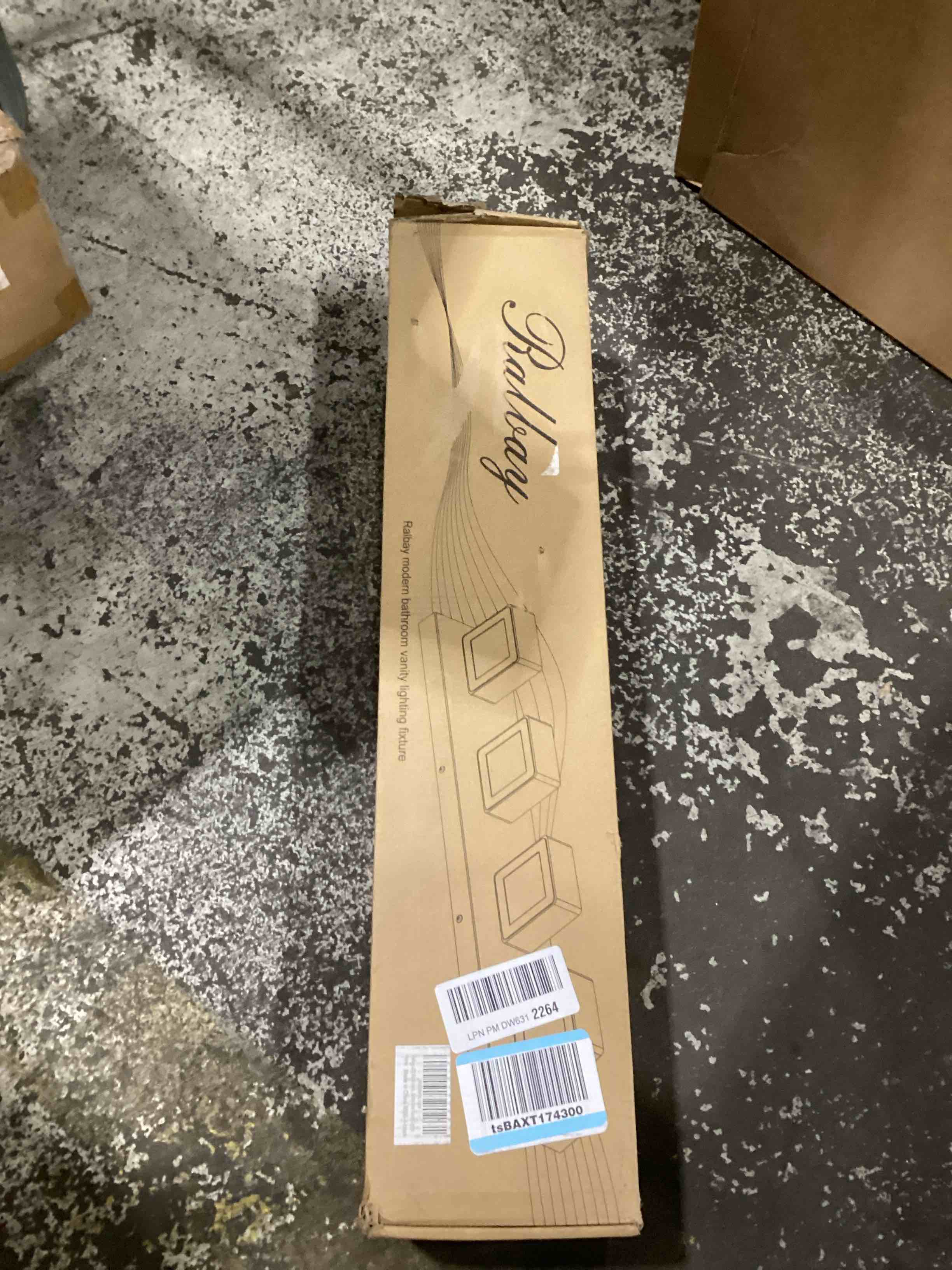 https://s3.amazonaws.com/lotting-images-prod/bidfta/TEA1478480_1748354973688.jpeg