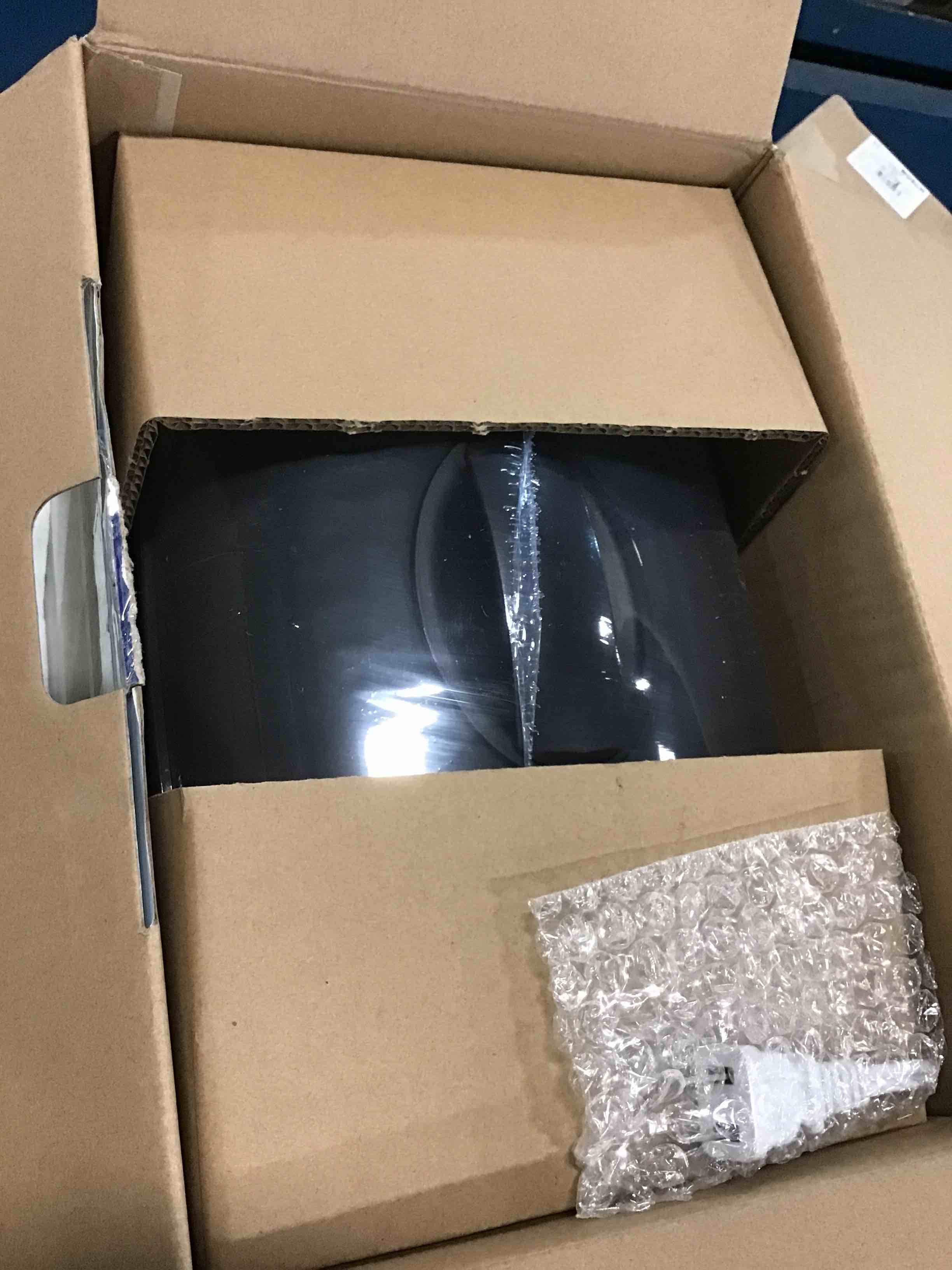https://s3.amazonaws.com/lotting-images-prod/bidfta/TEA1481235_1733764406397.jpeg