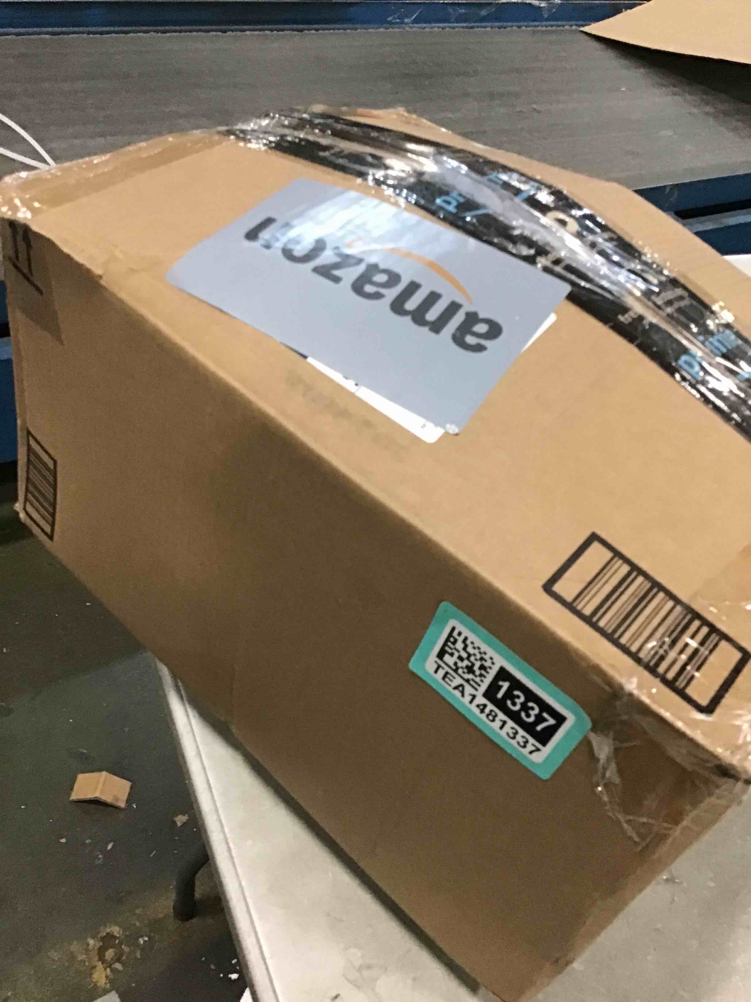 https://s3.amazonaws.com/lotting-images-prod/bidfta/TEA1481337_1733776999631.jpeg