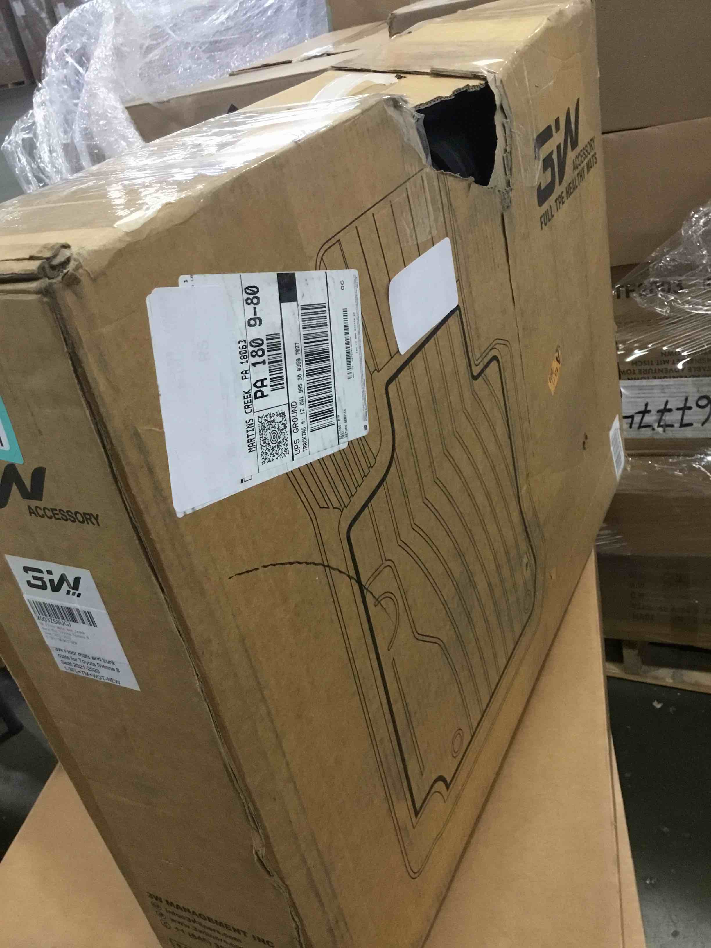https://s3.amazonaws.com/lotting-images-prod/bidfta/TEA1481811_1733932700617.jpeg