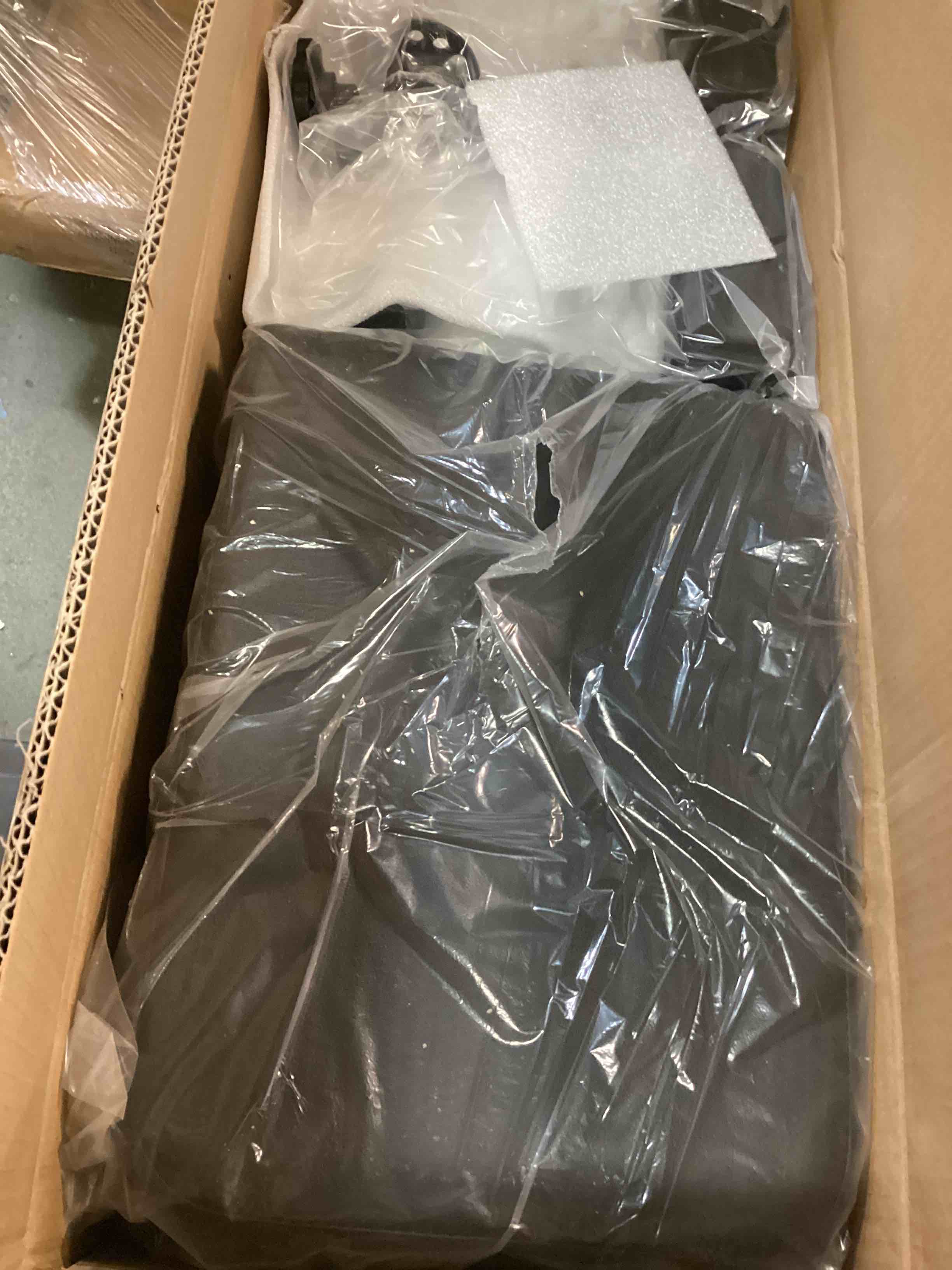 https://s3.amazonaws.com/lotting-images-prod/bidfta/TEA1486172_1734535882357.jpeg