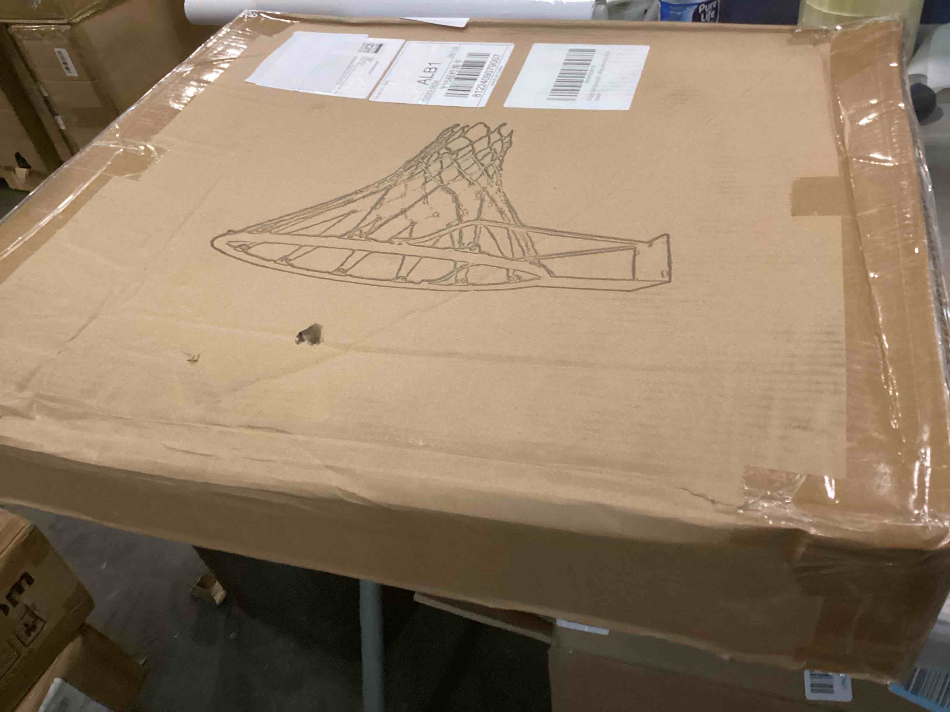 https://s3.amazonaws.com/lotting-images-prod/bidfta/TEA1486658_1734724500947.jpeg