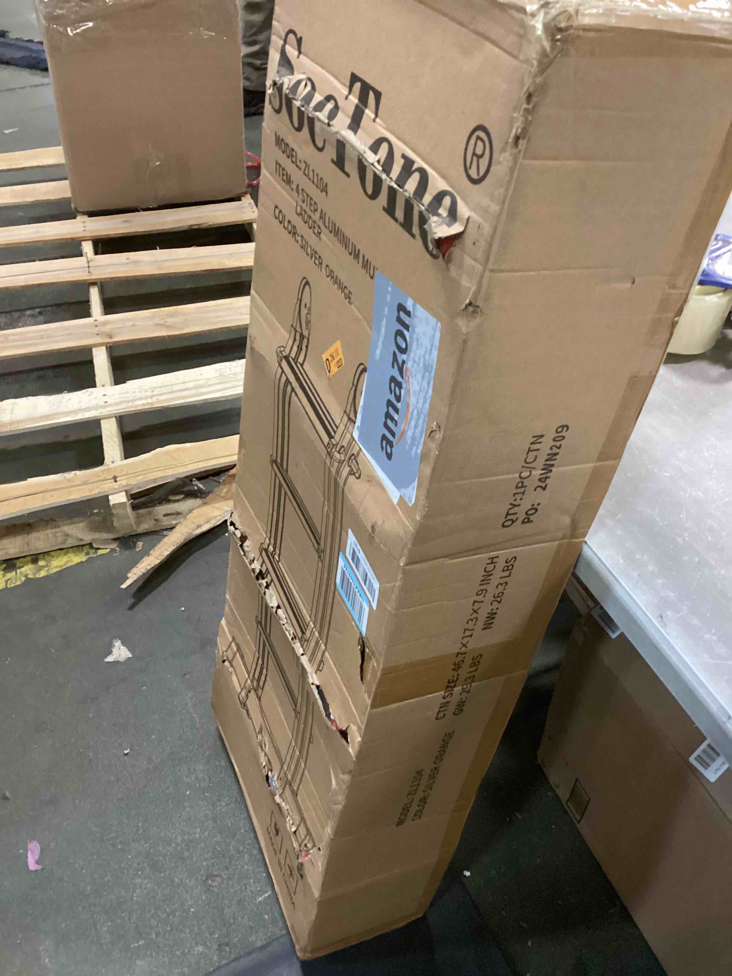 https://s3.amazonaws.com/lotting-images-prod/bidfta/TEA1486683_1734729460982.jpeg