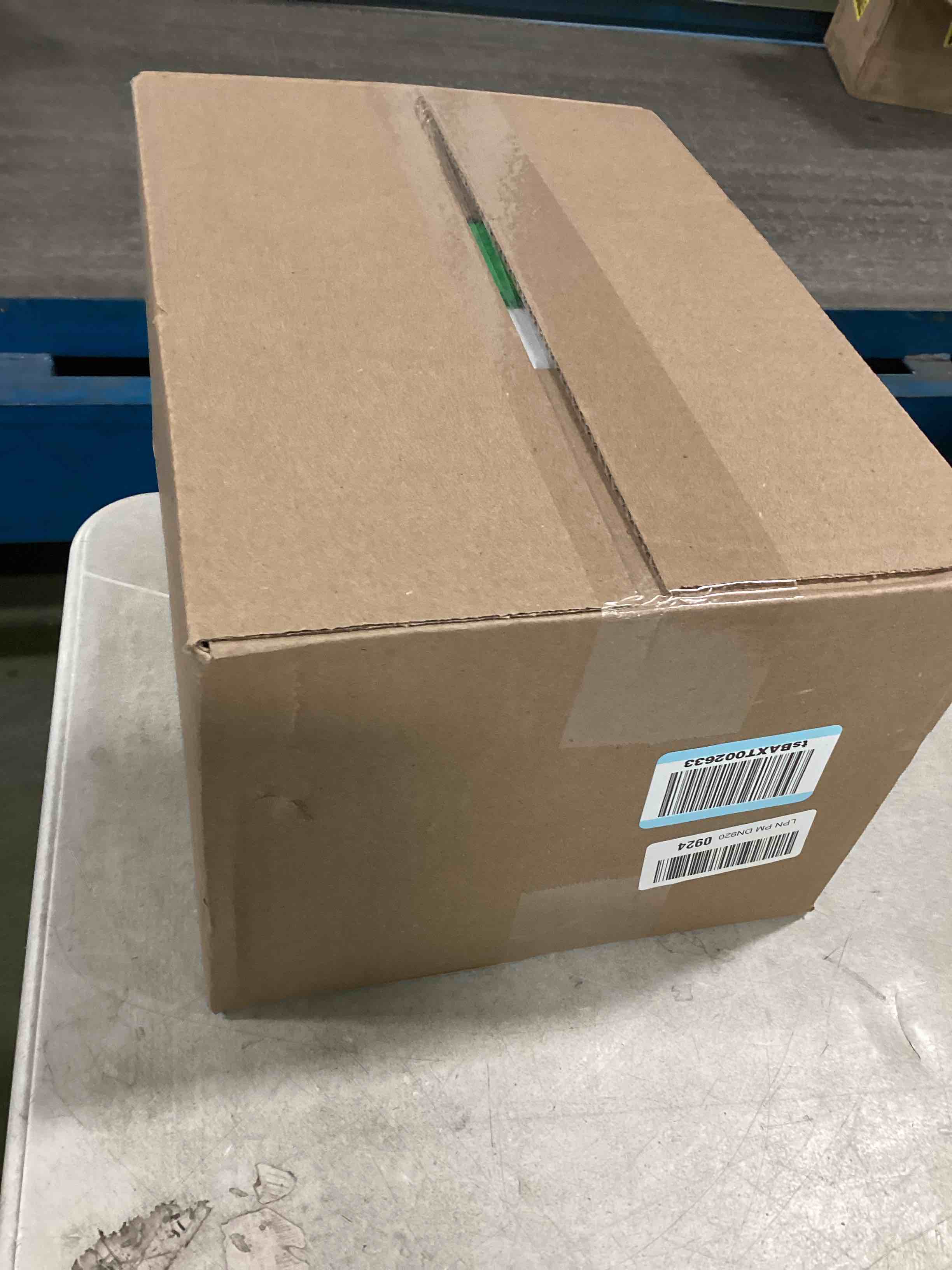 https://s3.amazonaws.com/lotting-images-prod/bidfta/TEA1488275_1736428937163.jpeg