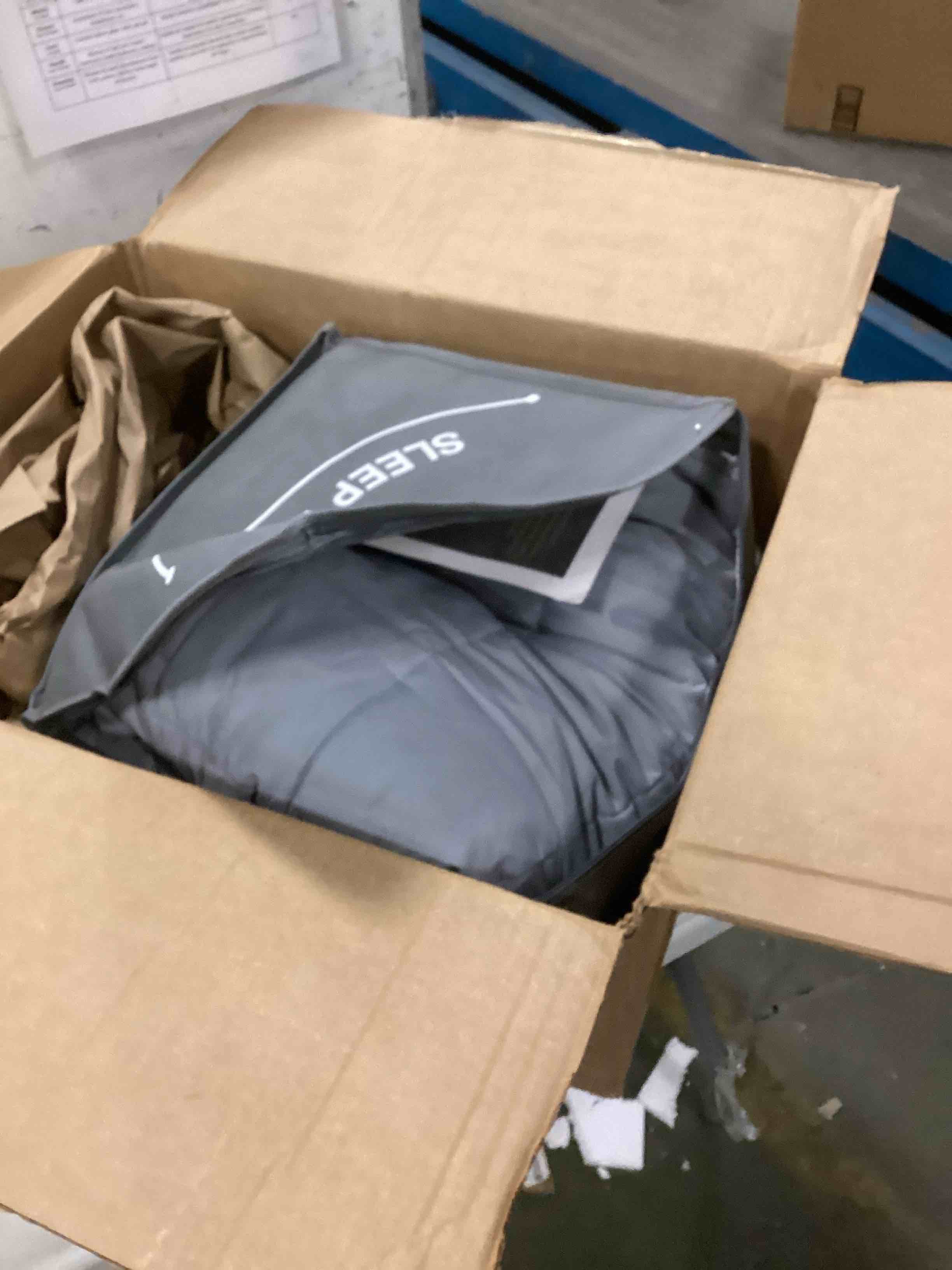 https://s3.amazonaws.com/lotting-images-prod/bidfta/TEA1488518_1736606628911.jpeg