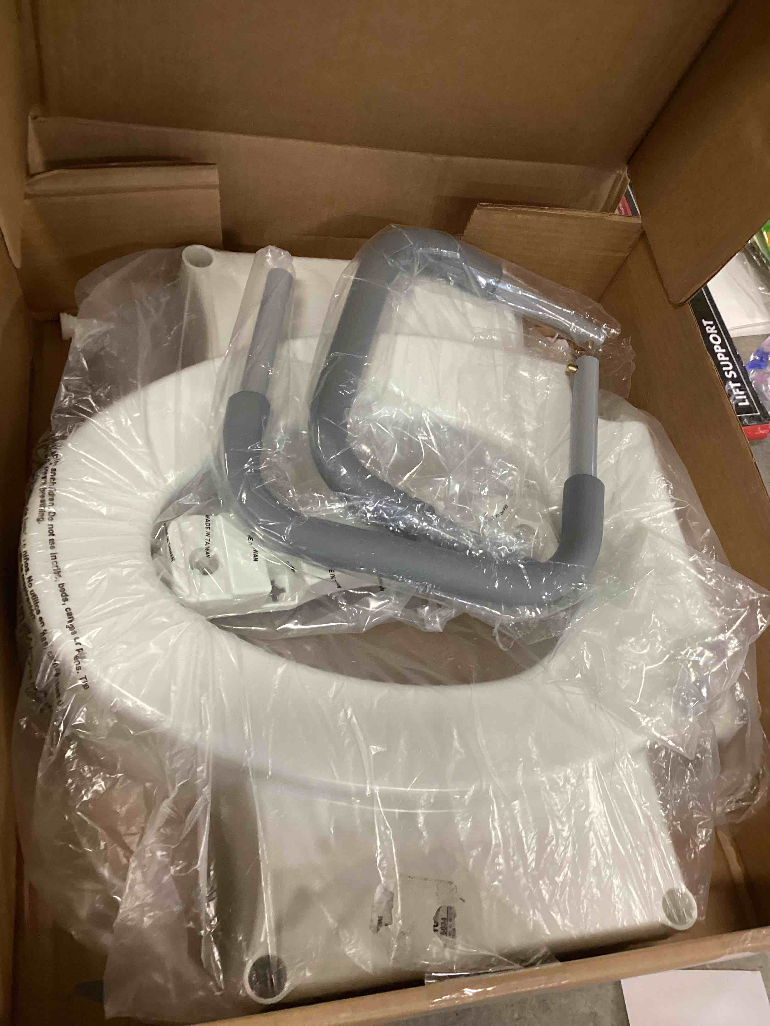https://s3.amazonaws.com/lotting-images-prod/bidfta/TEA1488915_1736875261025.jpeg