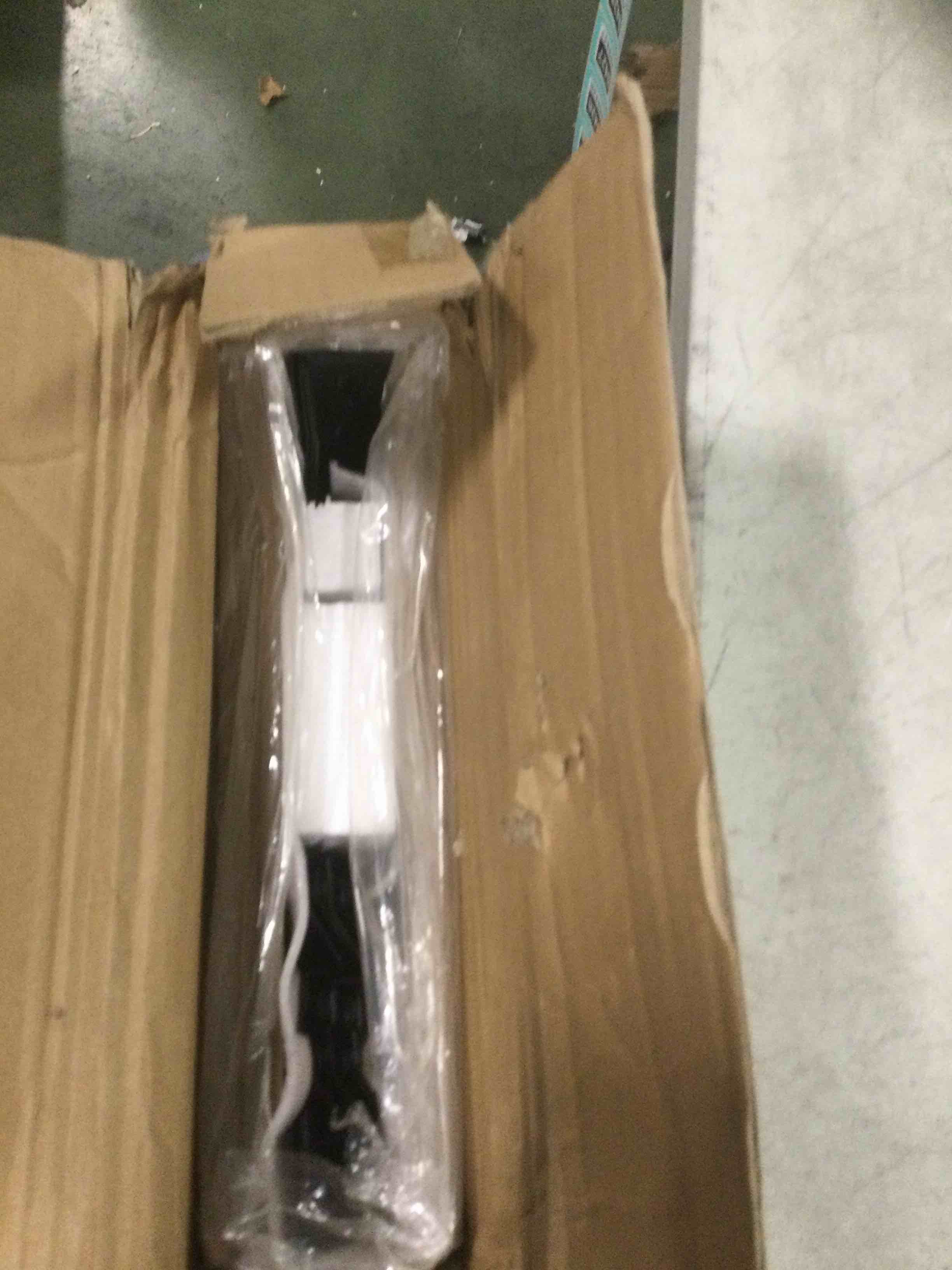 https://s3.amazonaws.com/lotting-images-prod/bidfta/TEA1489425_1734364729854.jpeg