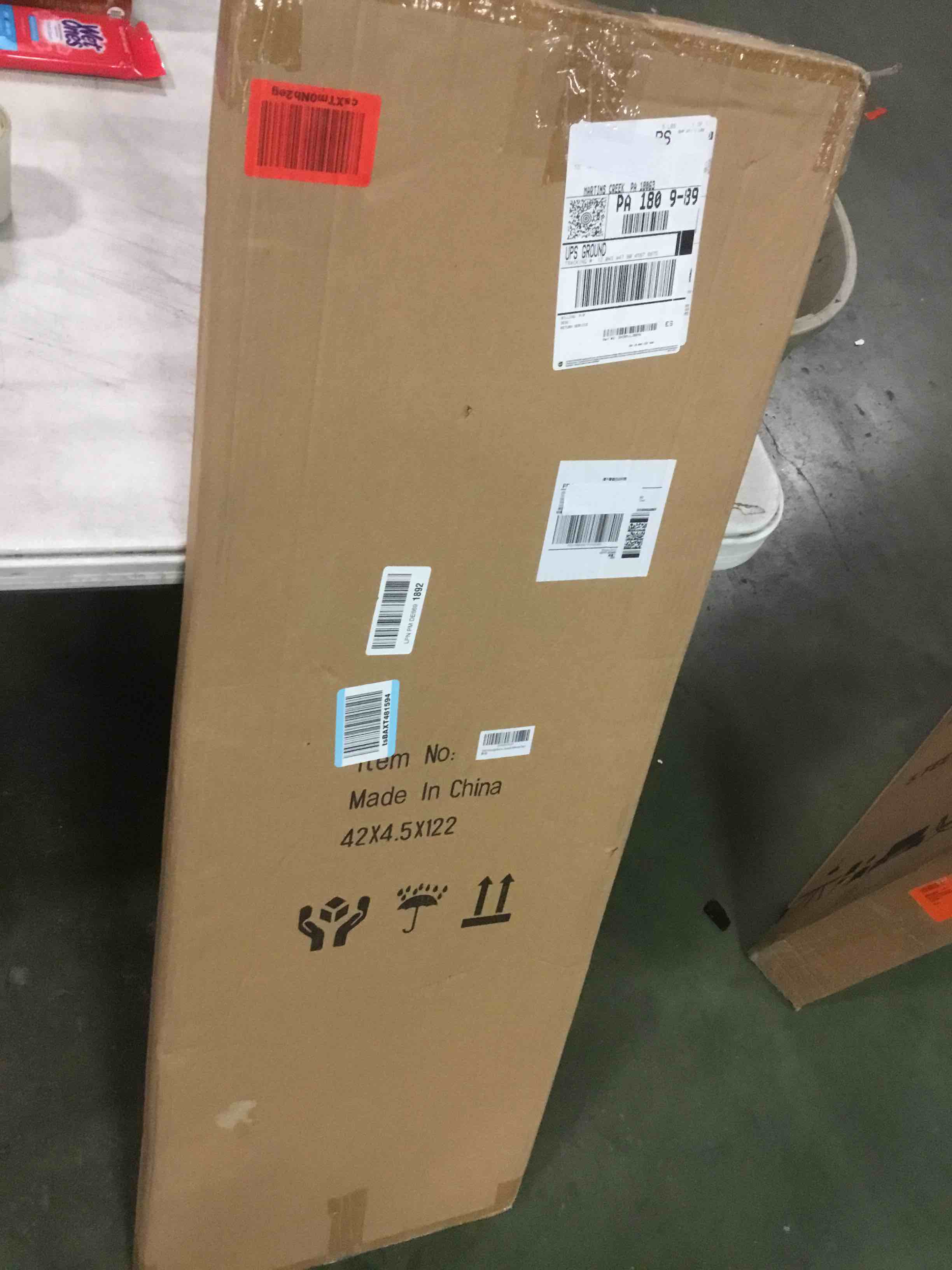 https://s3.amazonaws.com/lotting-images-prod/bidfta/TEA1489868_1734619558370.jpeg