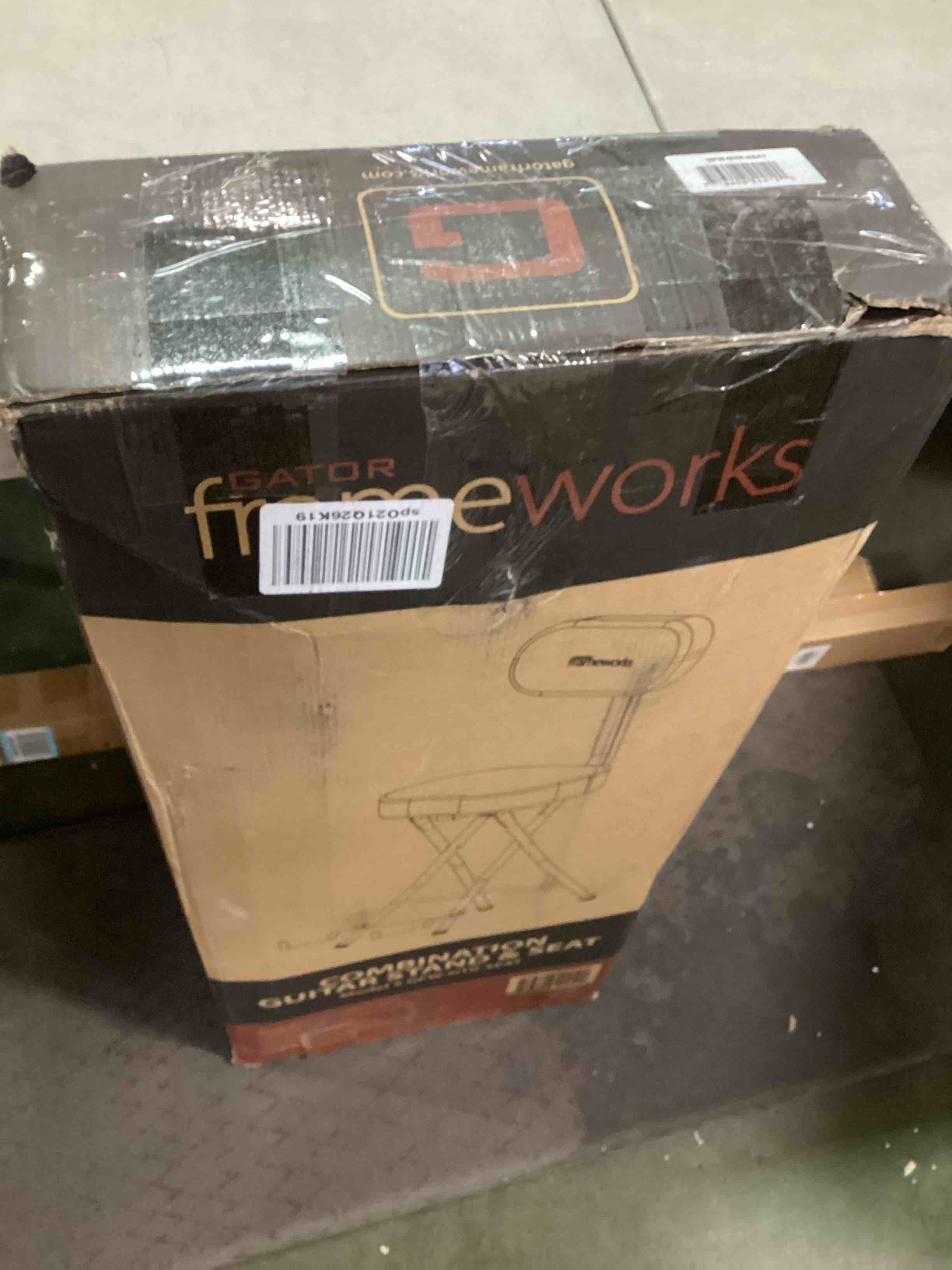 https://s3.amazonaws.com/lotting-images-prod/bidfta/TEA1490360_1735230585982.jpeg