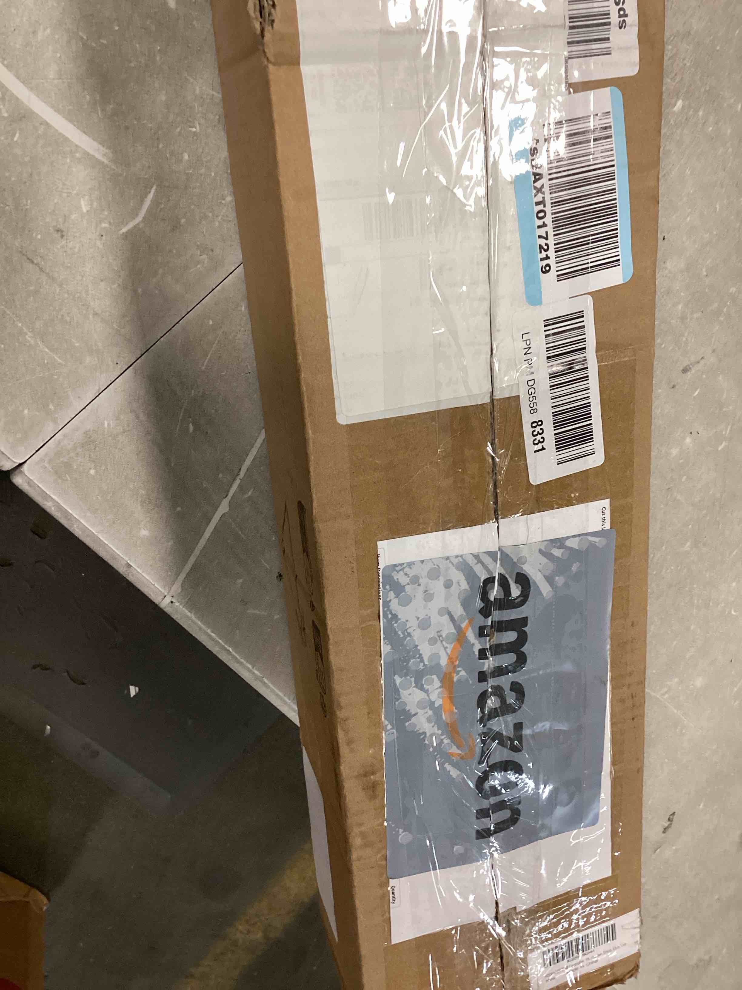 https://s3.amazonaws.com/lotting-images-prod/bidfta/TEA1490475_1735683024260.jpeg