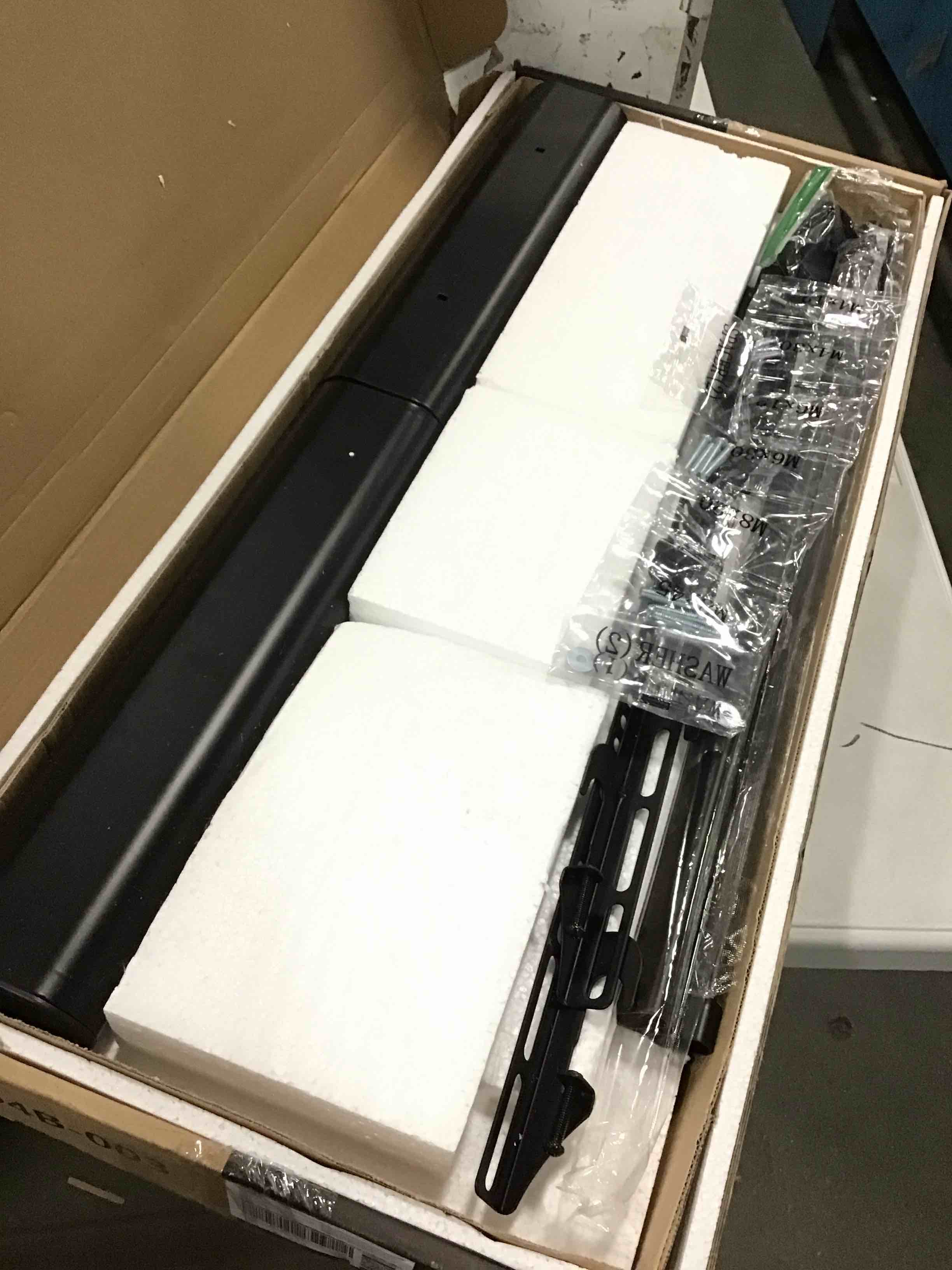 https://s3.amazonaws.com/lotting-images-prod/bidfta/TEA1490936_1736771963107.jpeg