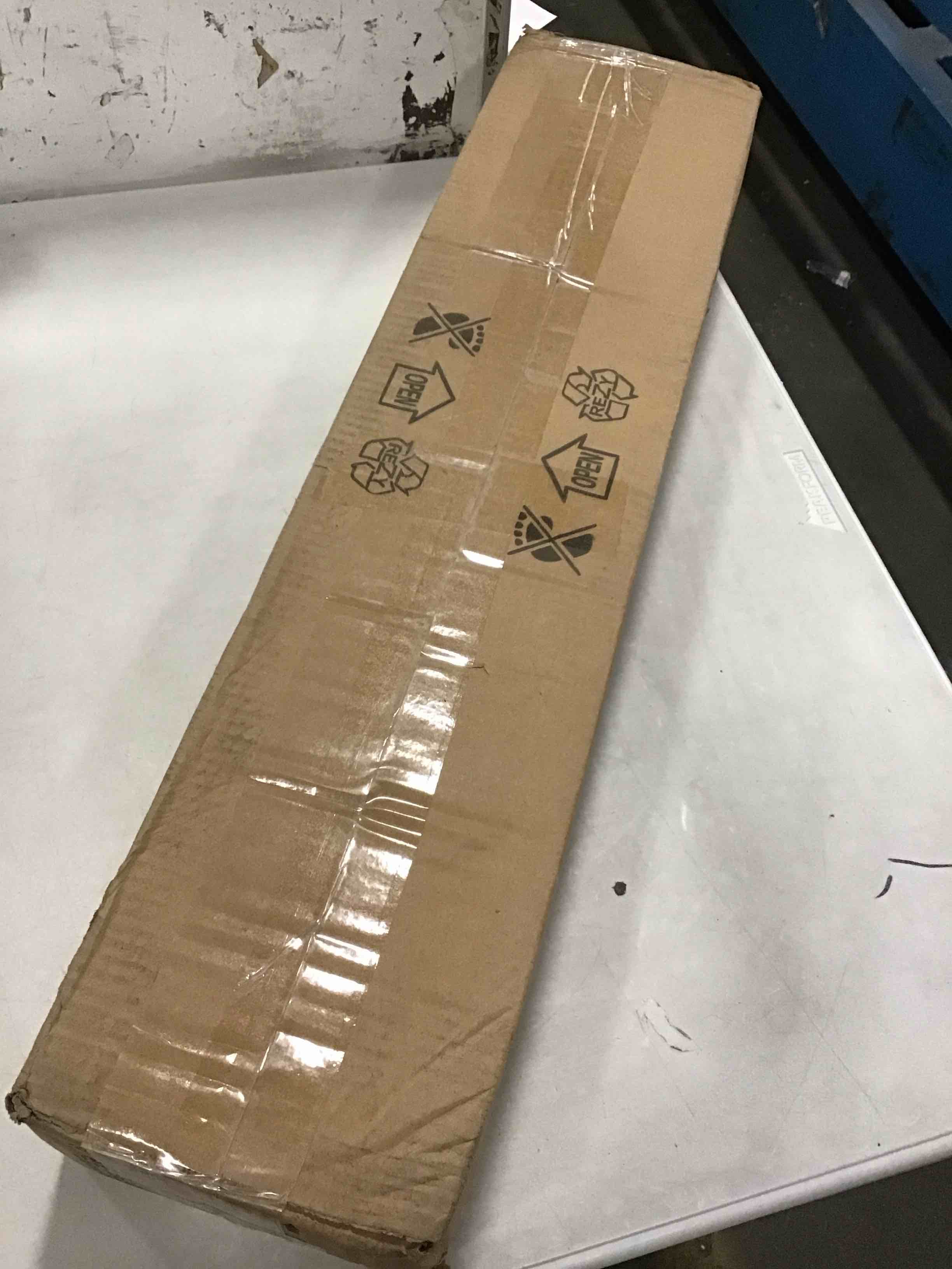 https://s3.amazonaws.com/lotting-images-prod/bidfta/TEA1490971_1736775281105.jpeg