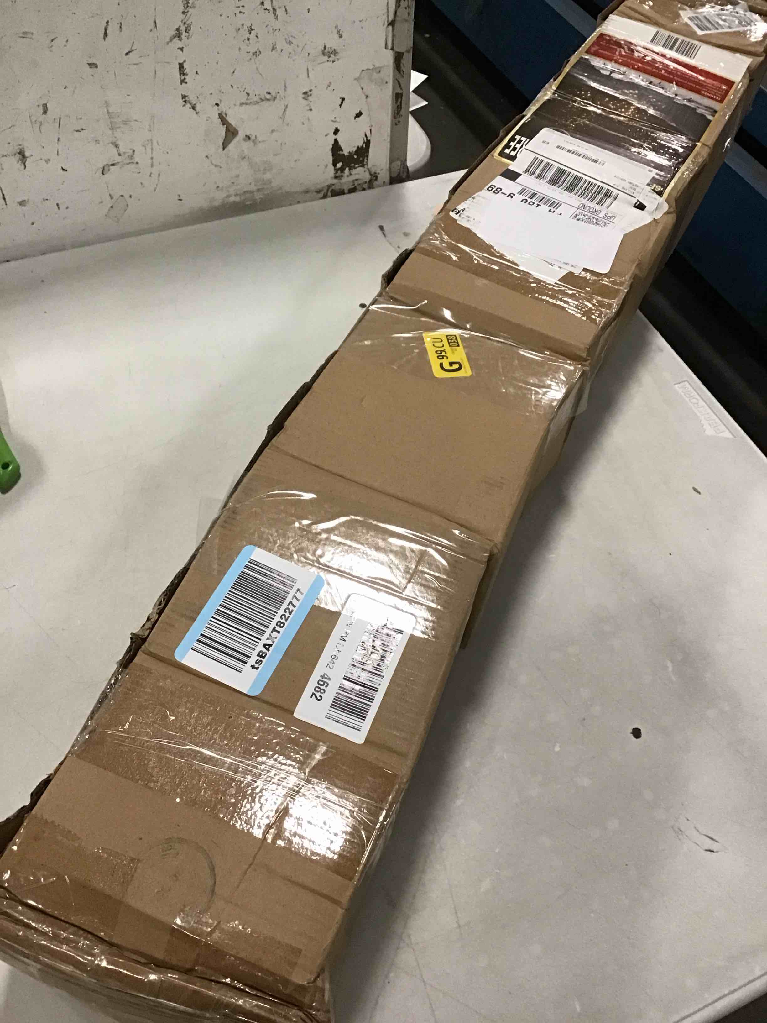 https://s3.amazonaws.com/lotting-images-prod/bidfta/TEA1490972_1736775405722.jpeg
