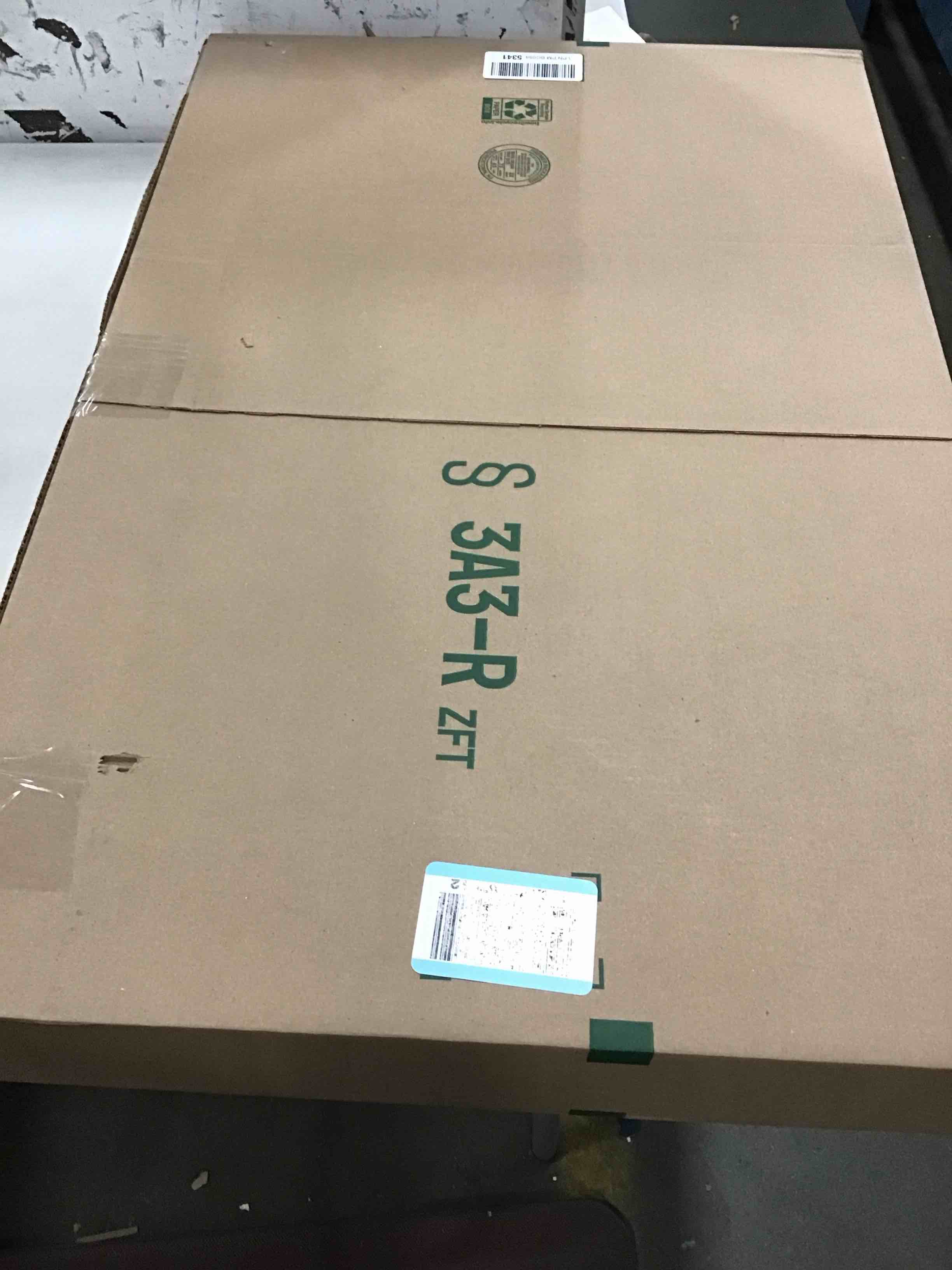 https://s3.amazonaws.com/lotting-images-prod/bidfta/TEA1490999_1736778542350.jpeg