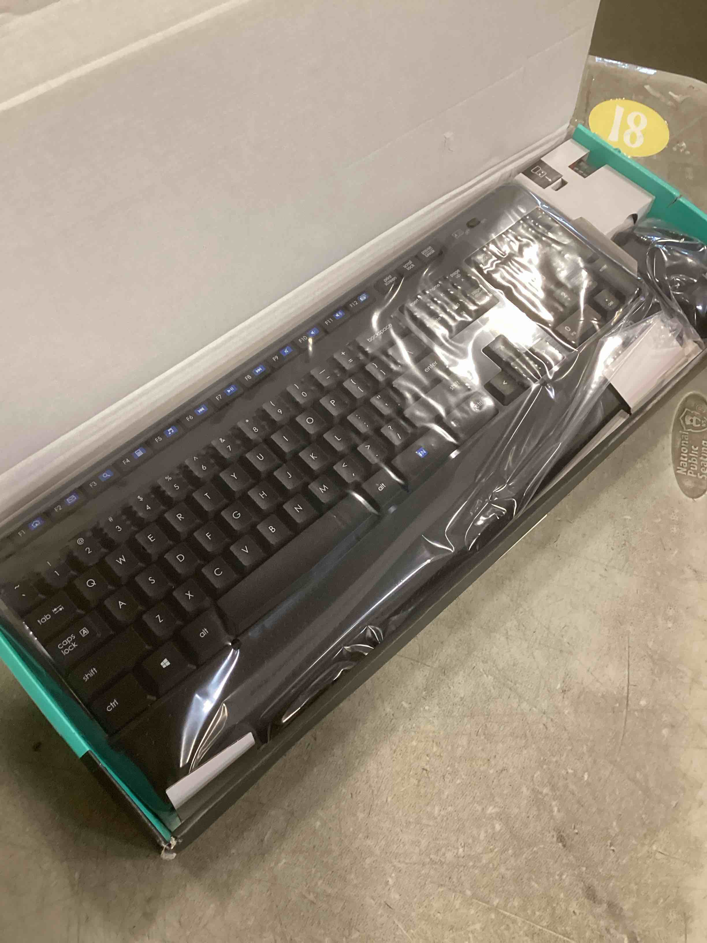 https://s3.amazonaws.com/lotting-images-prod/bidfta/TEA1491427_1736969047233.jpeg