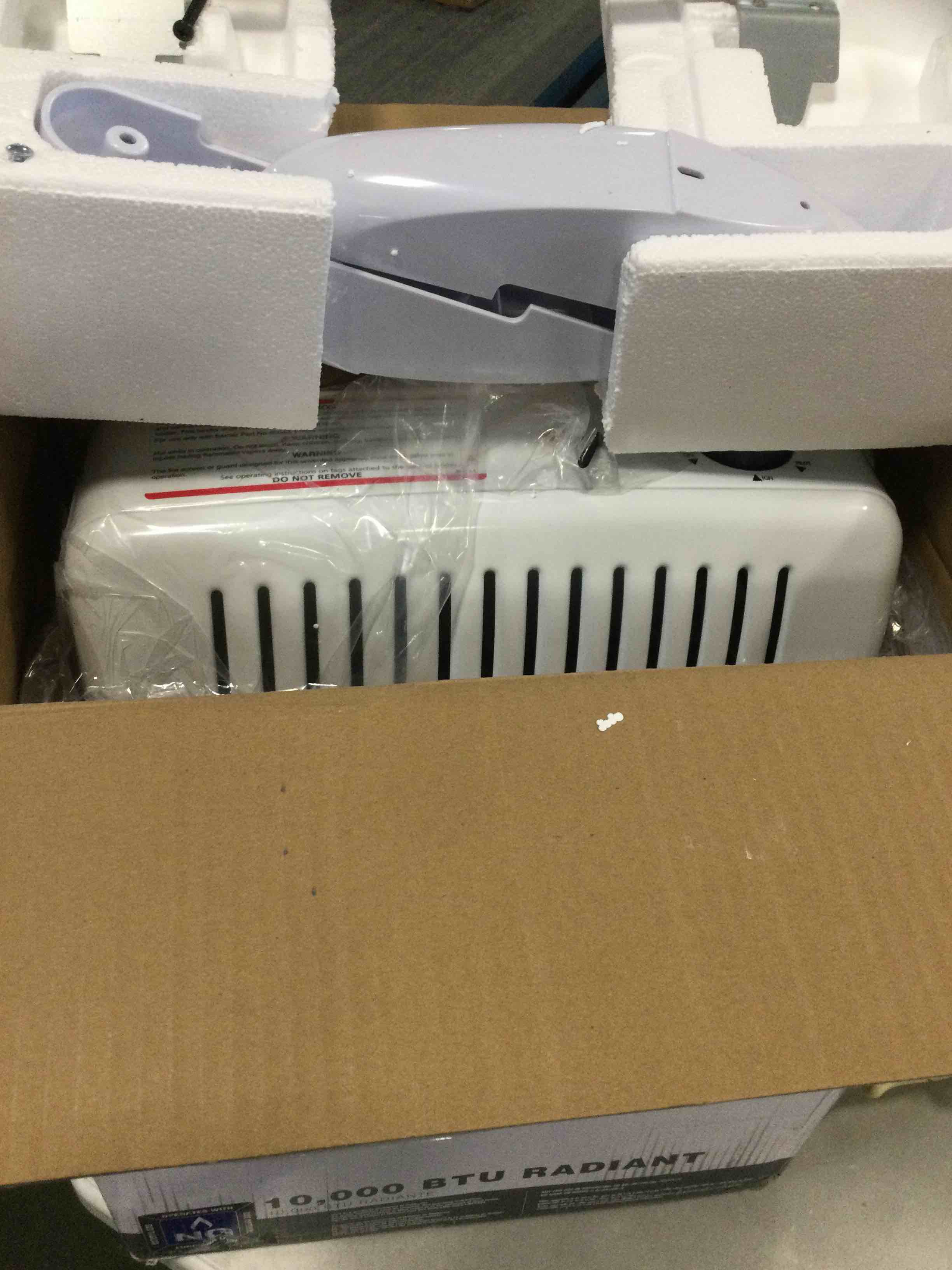https://s3.amazonaws.com/lotting-images-prod/bidfta/TEA1491819_1737382412964.jpeg