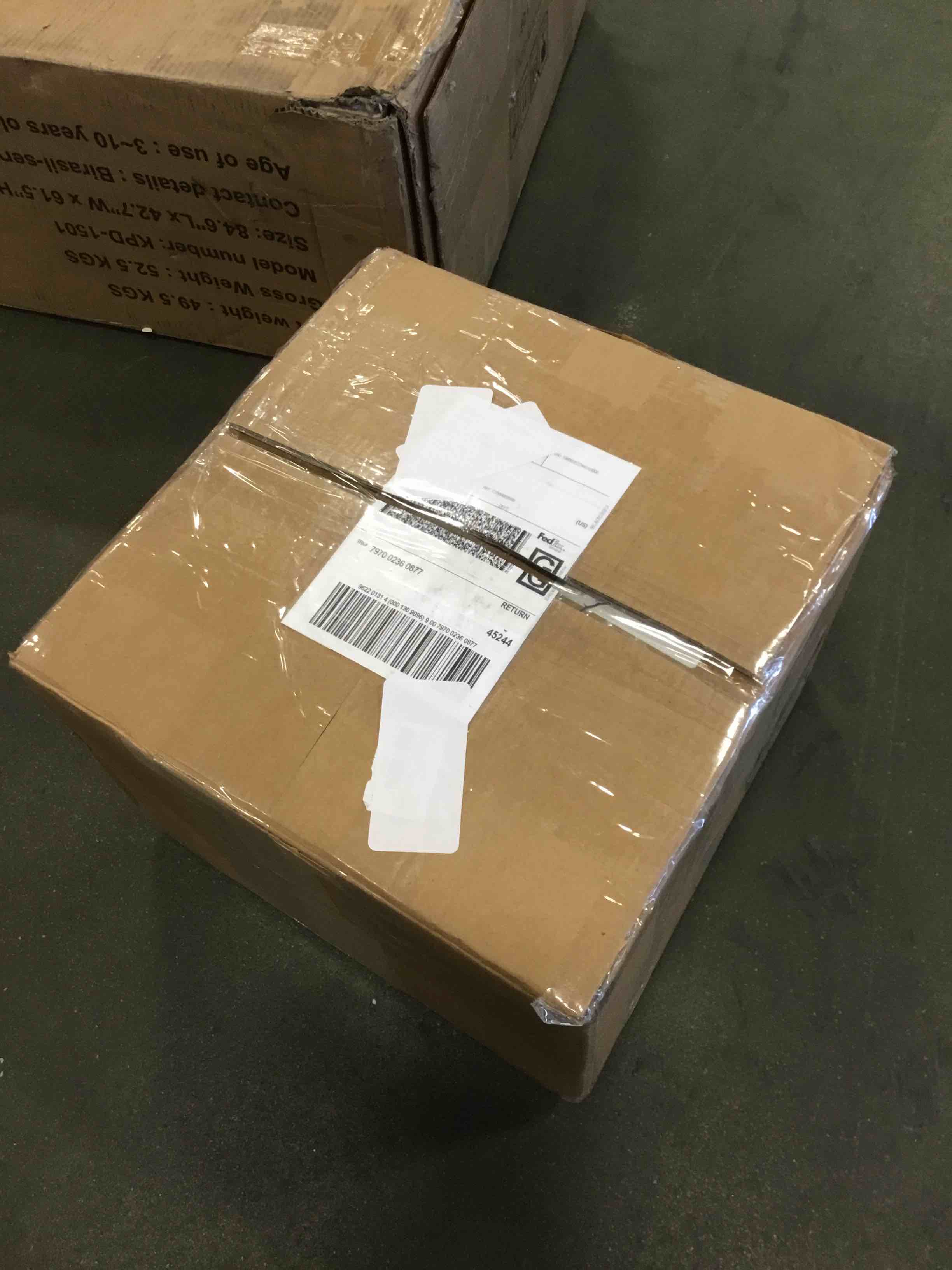 https://s3.amazonaws.com/lotting-images-prod/bidfta/TEA1492001_1733507892192.jpeg