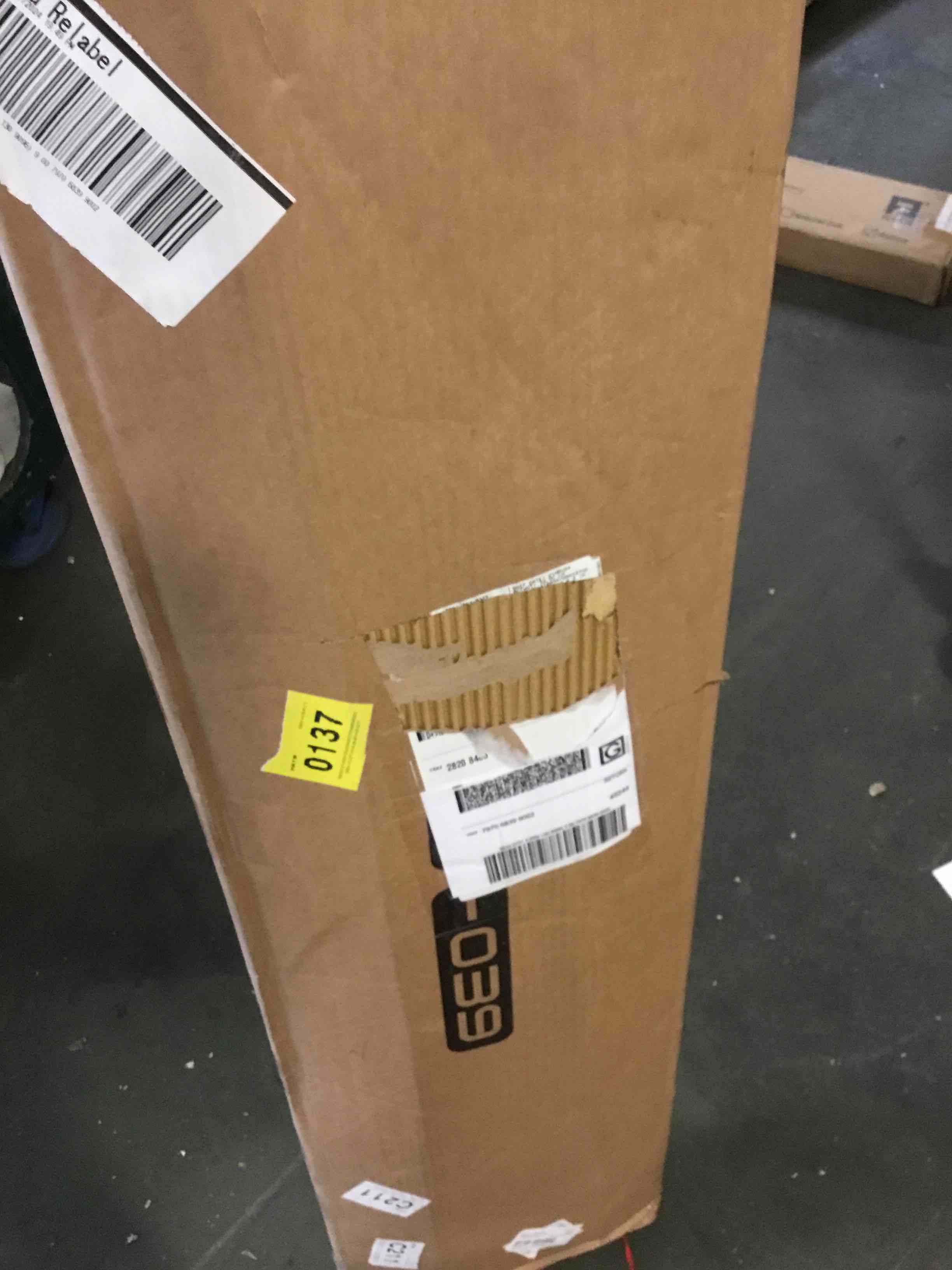 https://s3.amazonaws.com/lotting-images-prod/bidfta/TEA1493769_1736437986890.jpeg