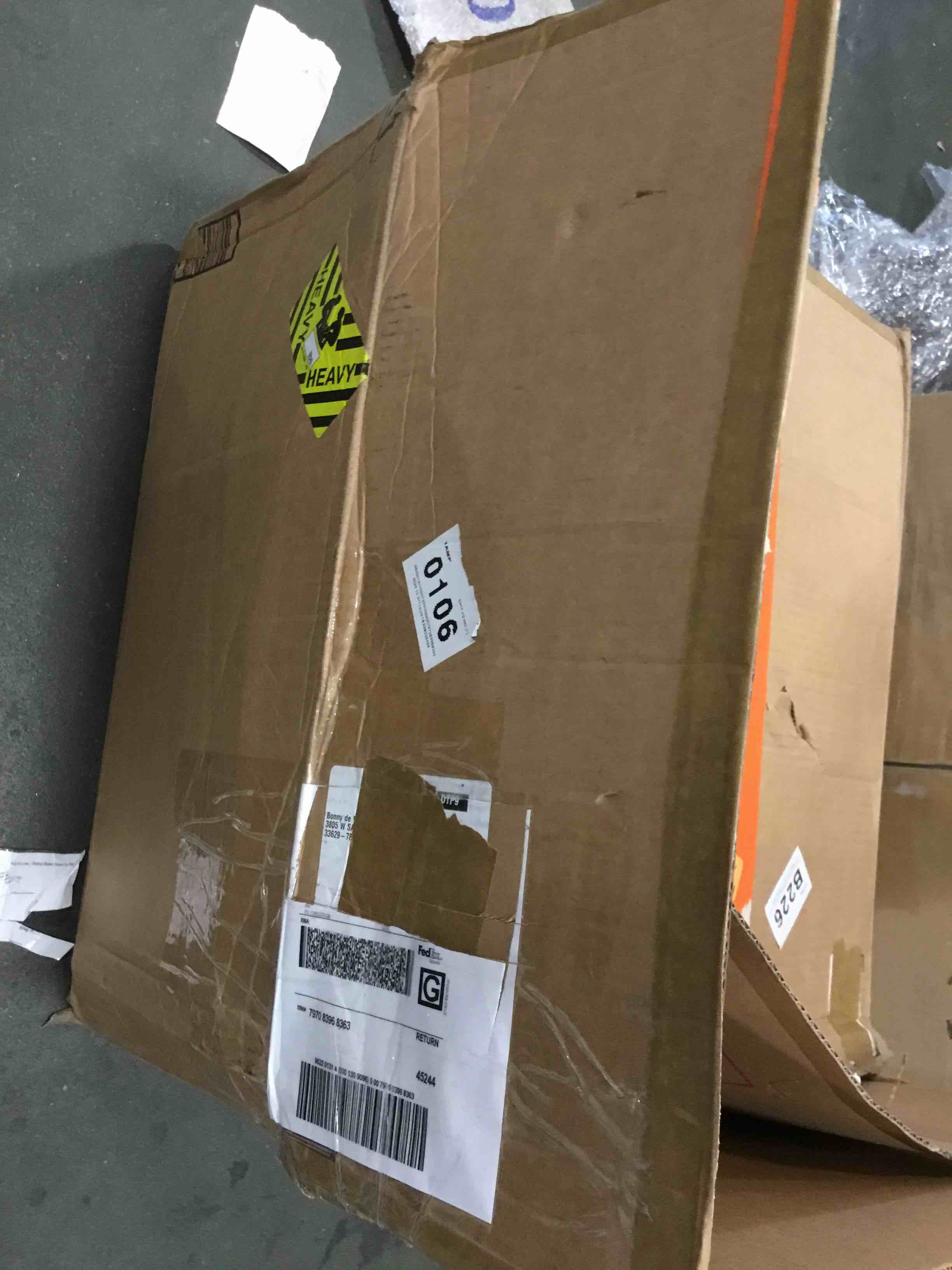 https://s3.amazonaws.com/lotting-images-prod/bidfta/TEA1494012_1736785142486.jpeg