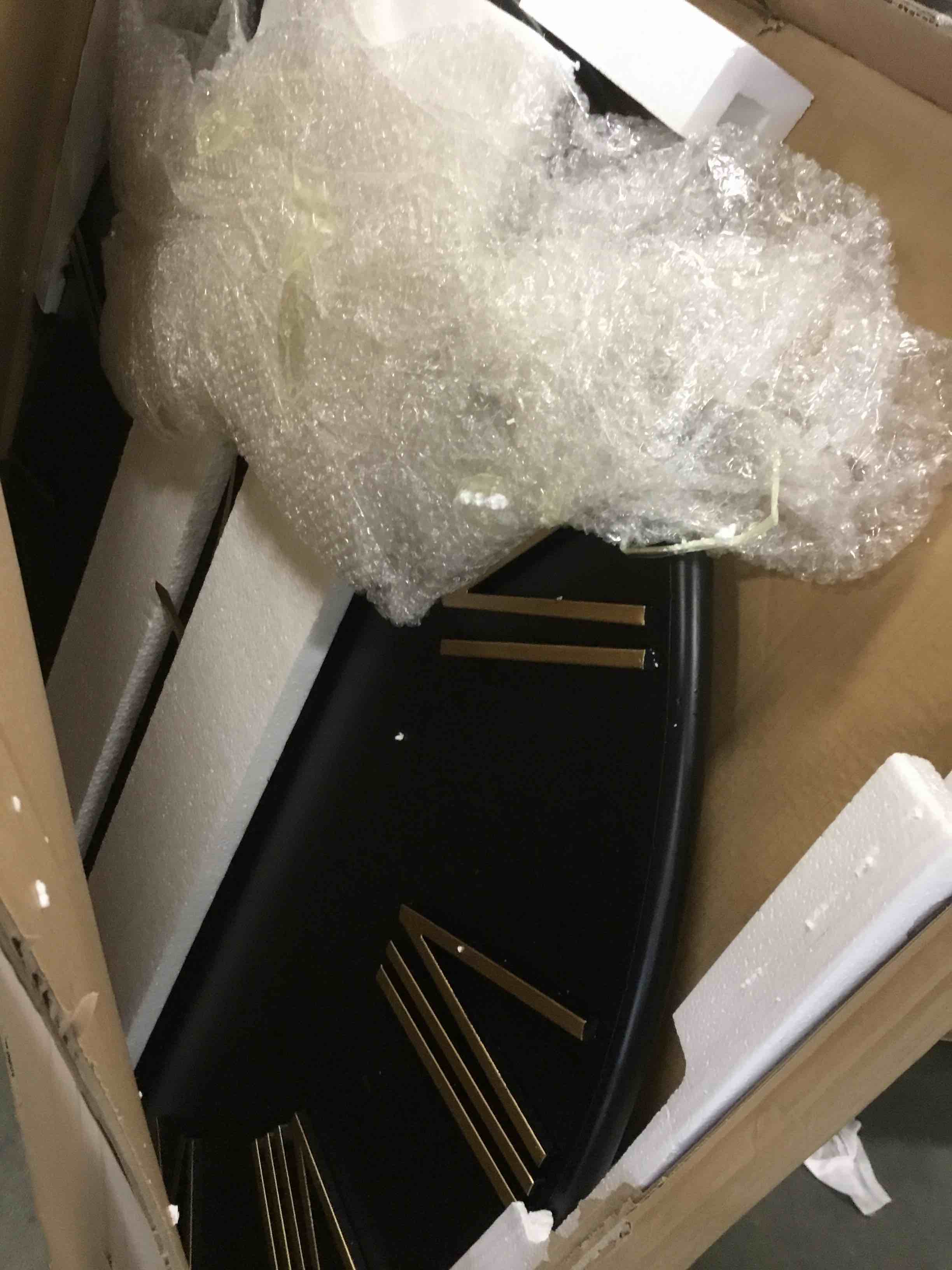 https://s3.amazonaws.com/lotting-images-prod/bidfta/TEA1494096_1736876803348.jpeg