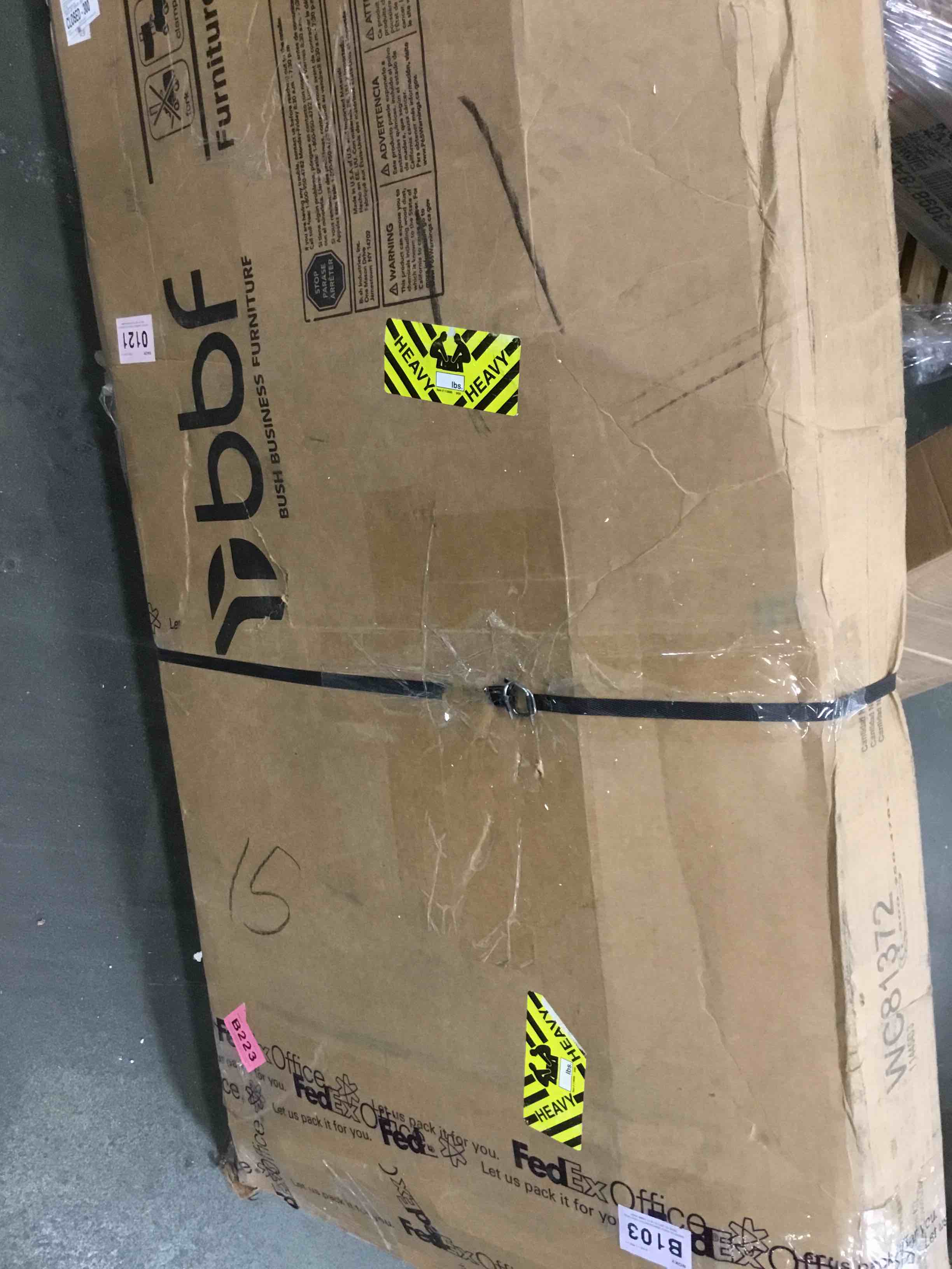 https://s3.amazonaws.com/lotting-images-prod/bidfta/TEA1494104_1736882920570.jpeg