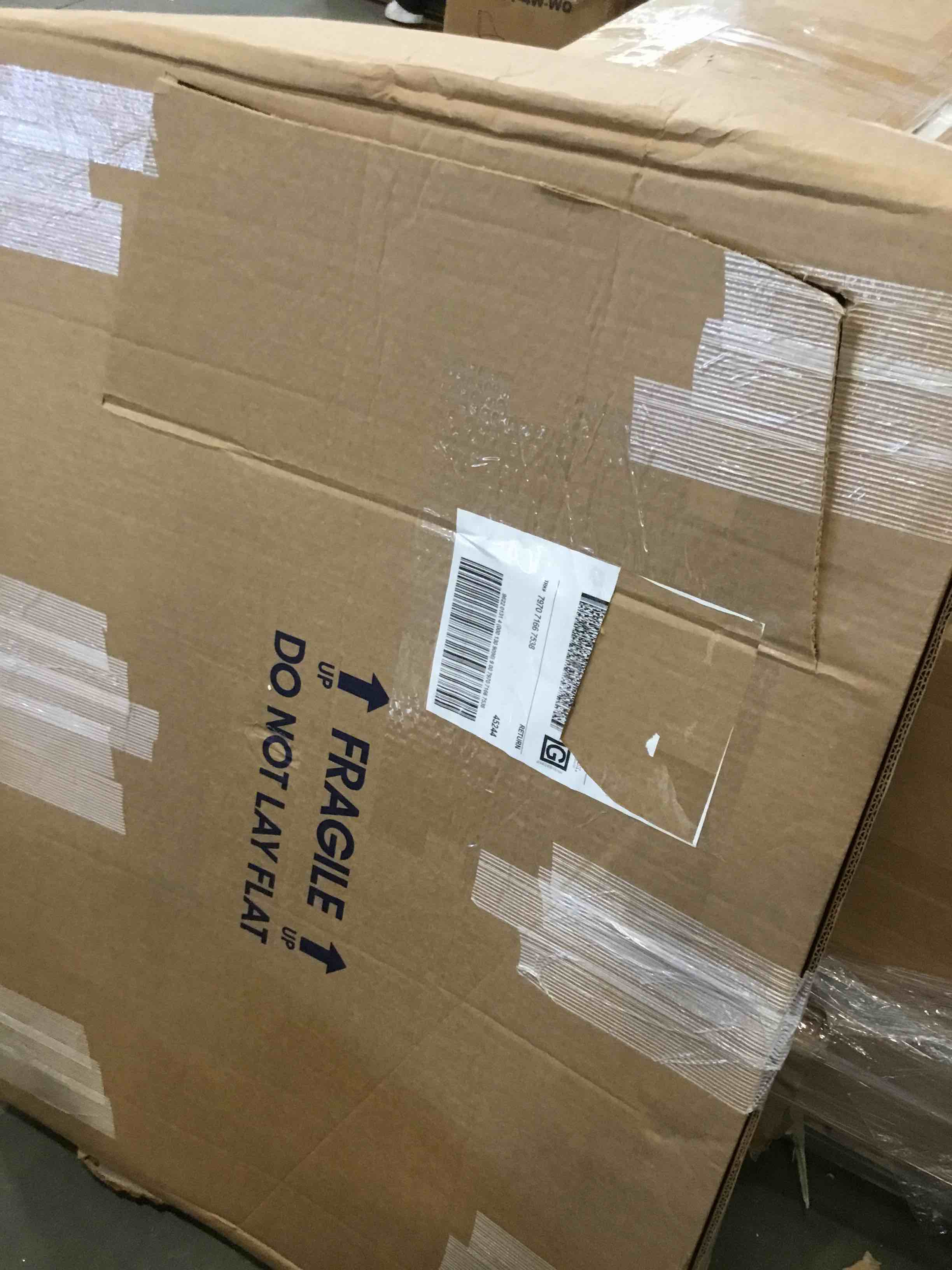 https://s3.amazonaws.com/lotting-images-prod/bidfta/TEA1494218_1736966854729.jpeg