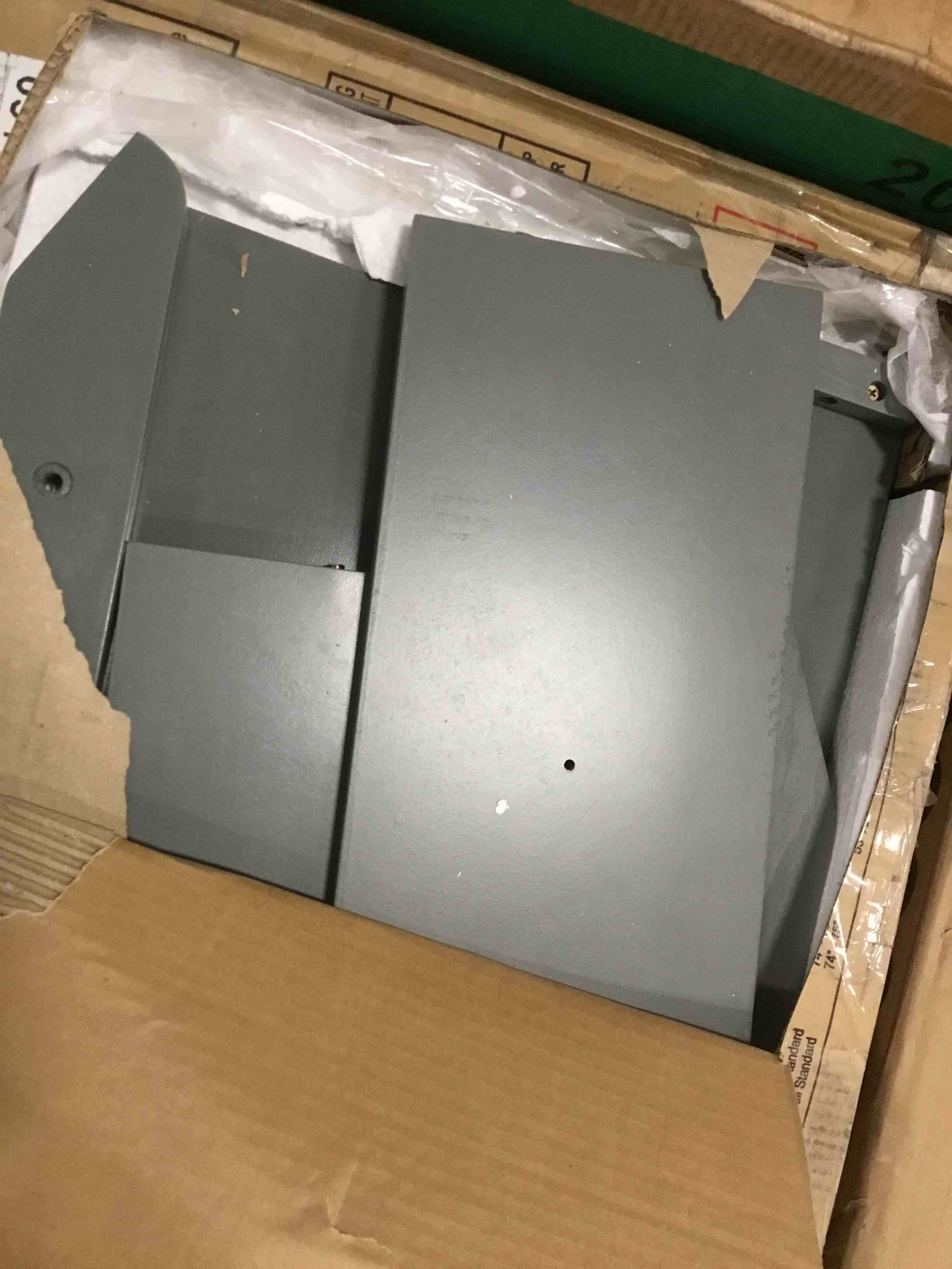 https://s3.amazonaws.com/lotting-images-prod/bidfta/TEA1494581_1737402005193.jpeg
