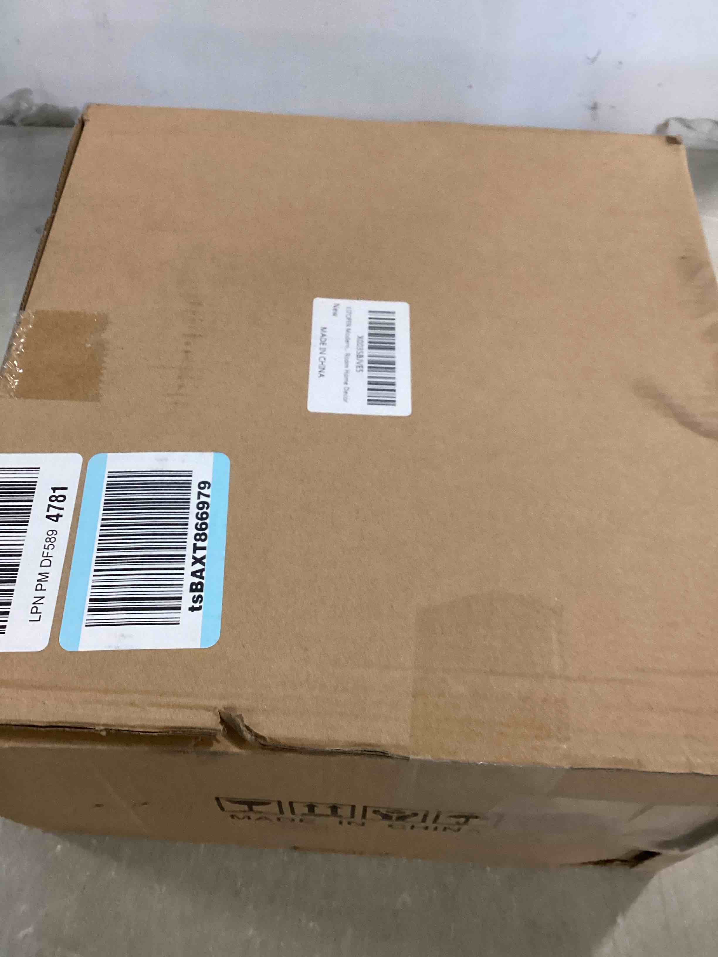 https://s3.amazonaws.com/lotting-images-prod/bidfta/TEA1495299_1733419788579.jpeg