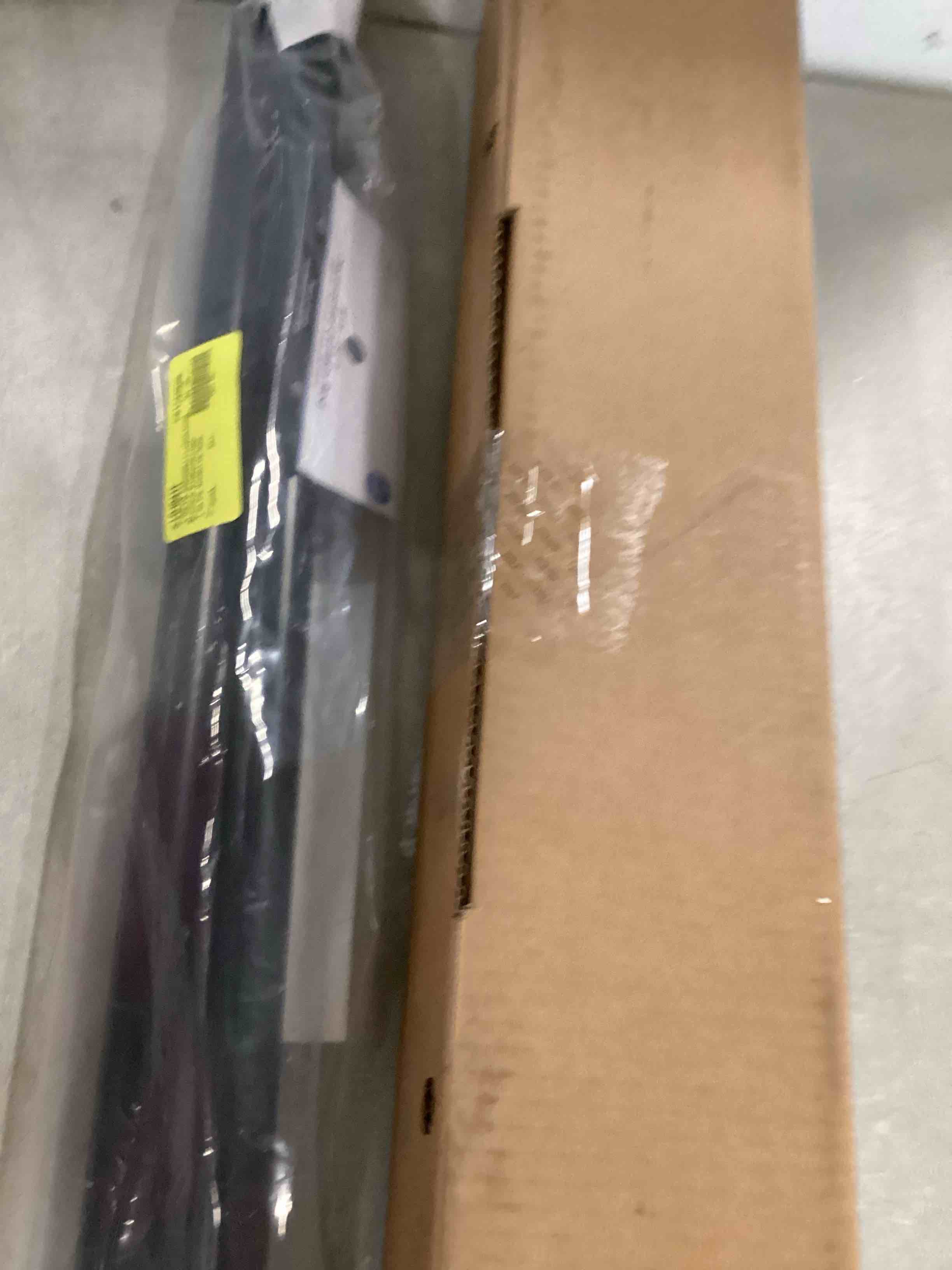 https://s3.amazonaws.com/lotting-images-prod/bidfta/TEA1495305_1733433381674.jpeg