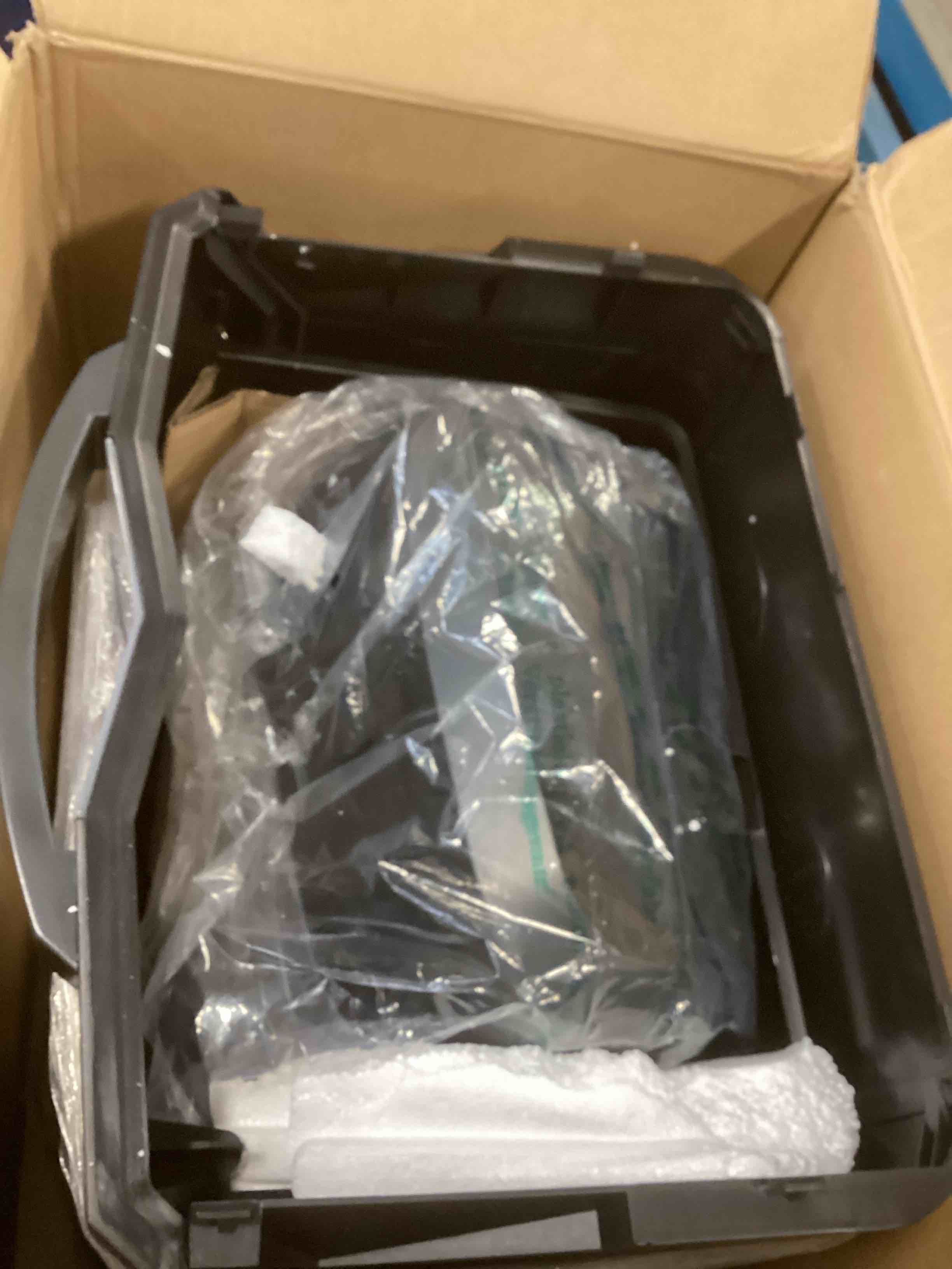 https://s3.amazonaws.com/lotting-images-prod/bidfta/TEA1496216_1733936078813.jpeg