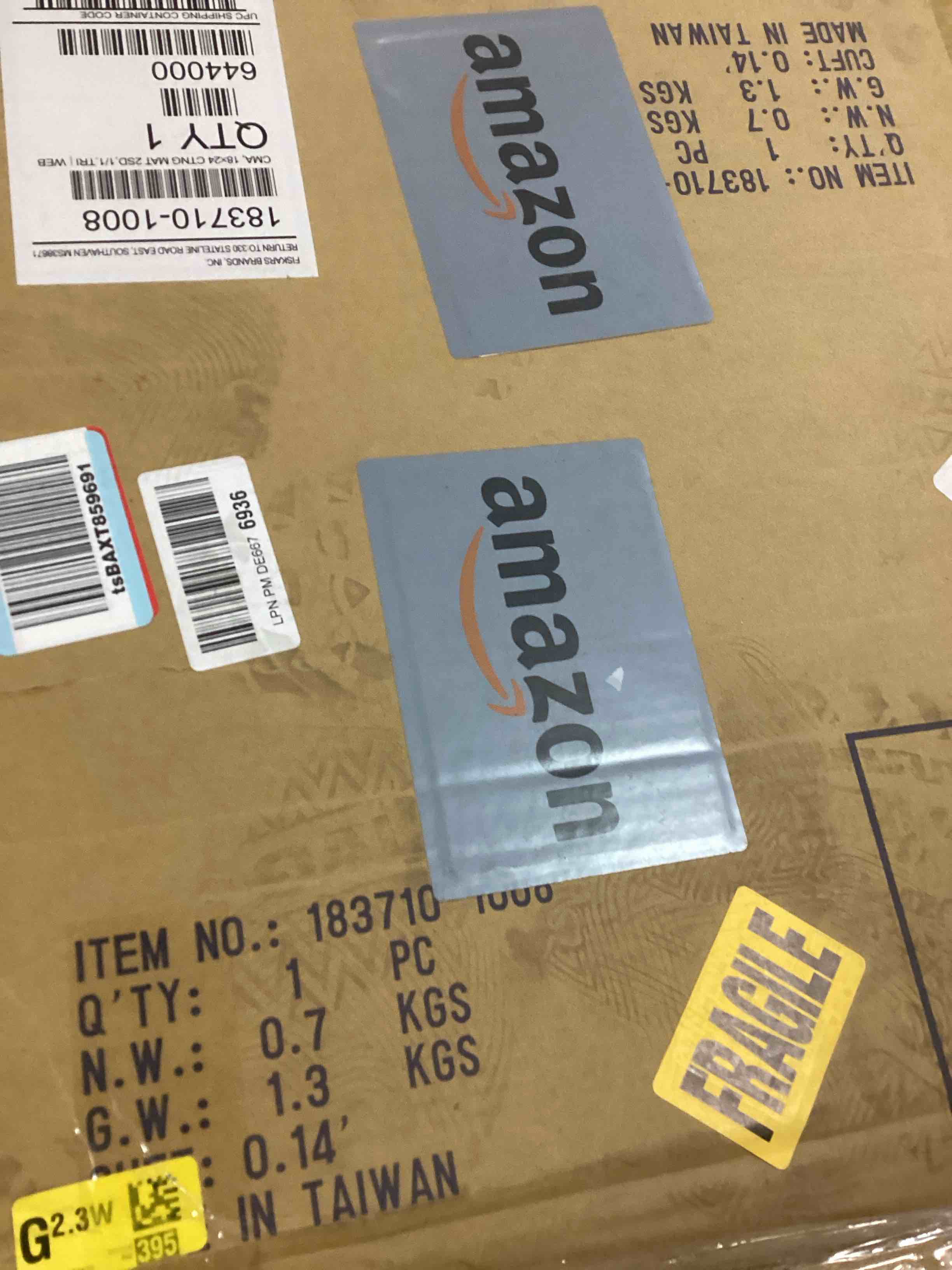 Condition photo showing Good Condition for Fiskars Self Healing Cutting Mat for Crafts, Sewing, and Quilting Projects - 18” x 24" Grid - Rotary Fabric Cutting Craft Mat with Ruler Grid - Gray