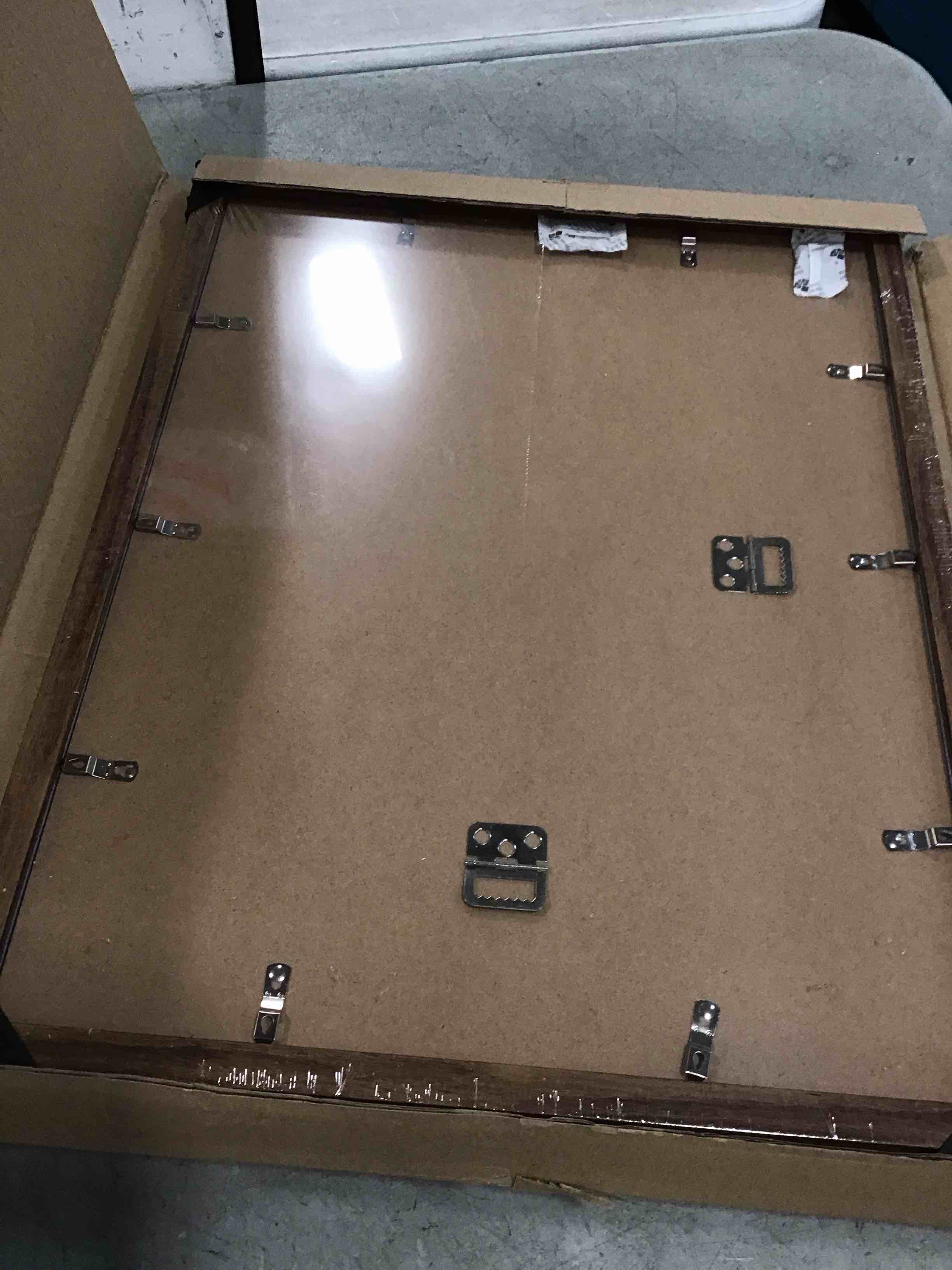 https://s3.amazonaws.com/lotting-images-prod/bidfta/TEA1498162_1733407677223.jpeg